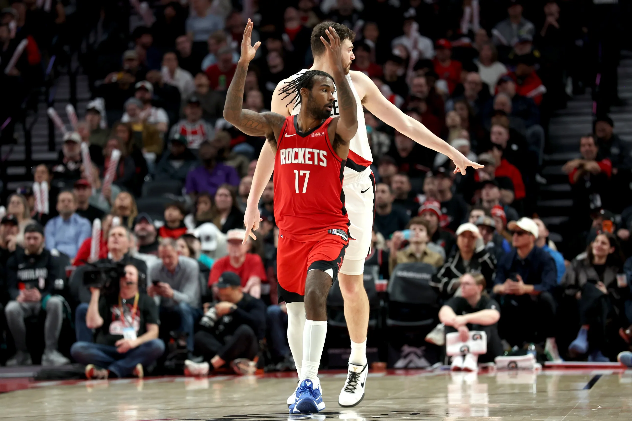 Late Reversal Stuns Rockets as Trail Blazers Escape with 103–102 Win