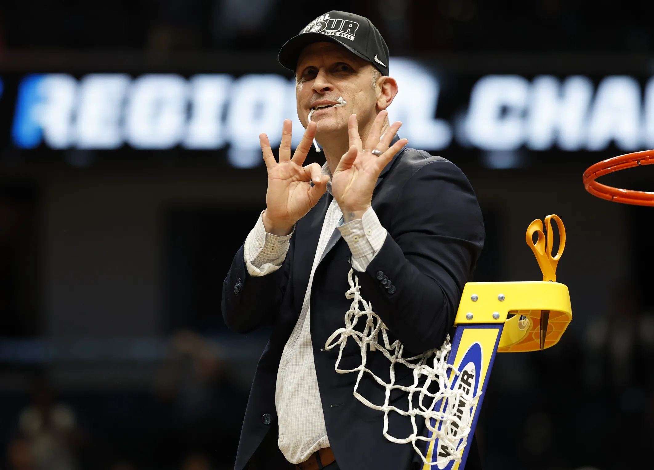 Dan Hurley’s Postgame Exchange With Referee Roger Ayers Sparks Debate After UConn Win