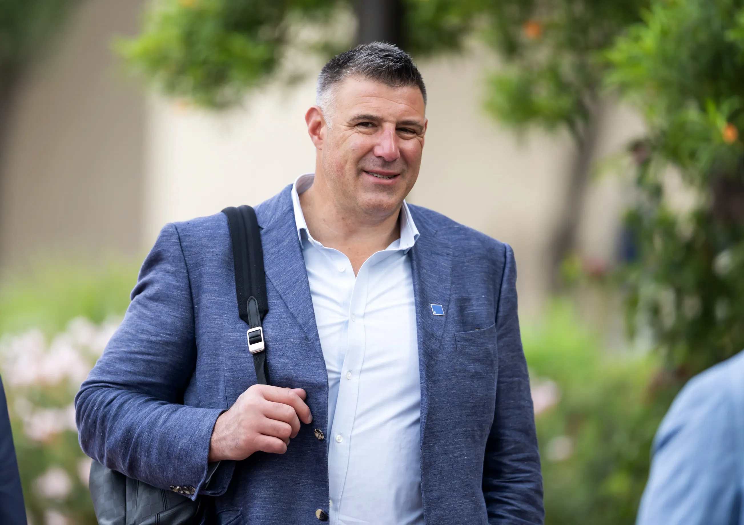'Sleepover is confirmed,' Tony Farmer fuels speculation on new photo leaks of Dianna Russini and Mike Vrabel