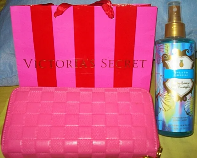 Lucas Secret on Wikimedia Commons