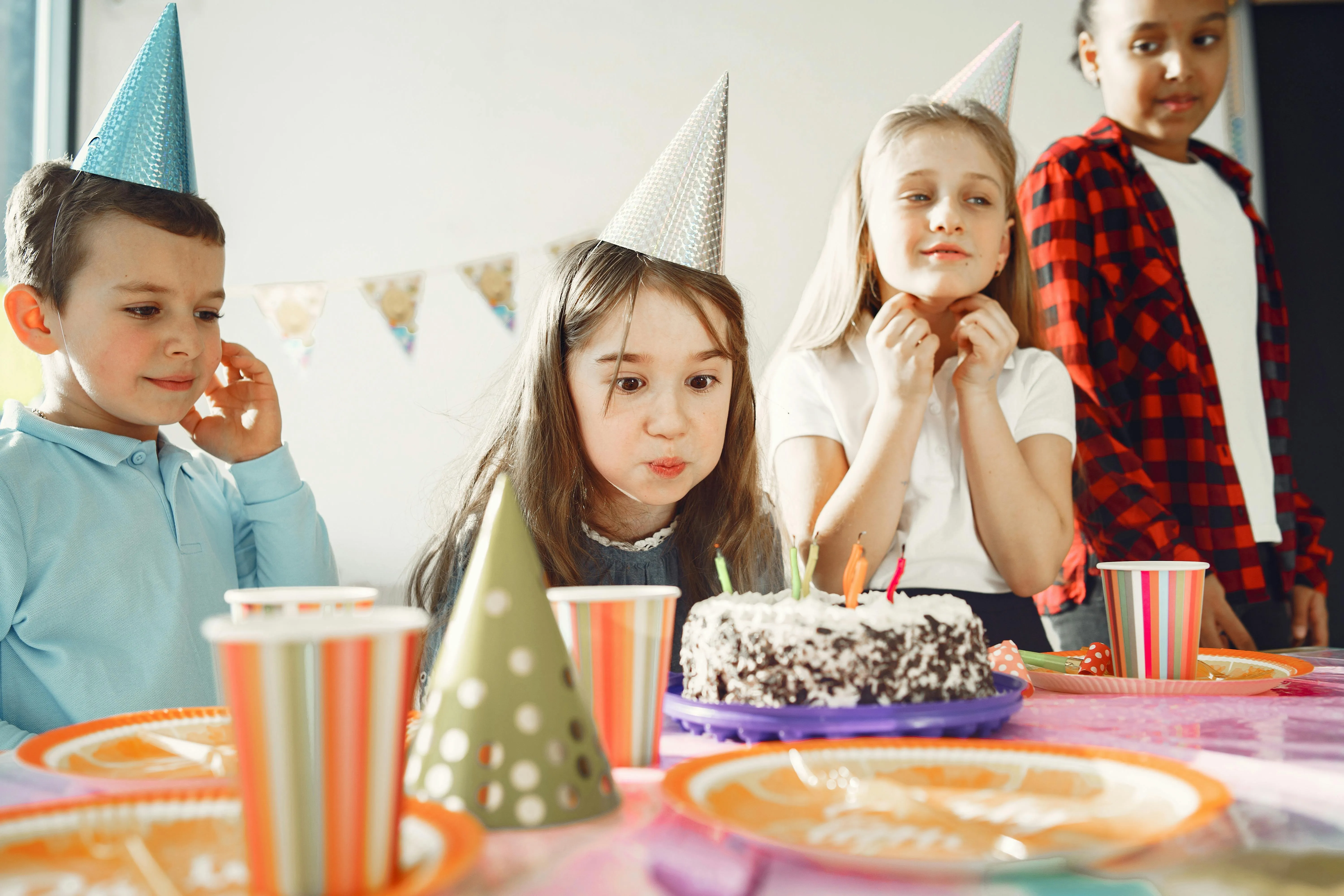 14 Birthday Party Trends from the ’90s That Don’t Happen Anymore