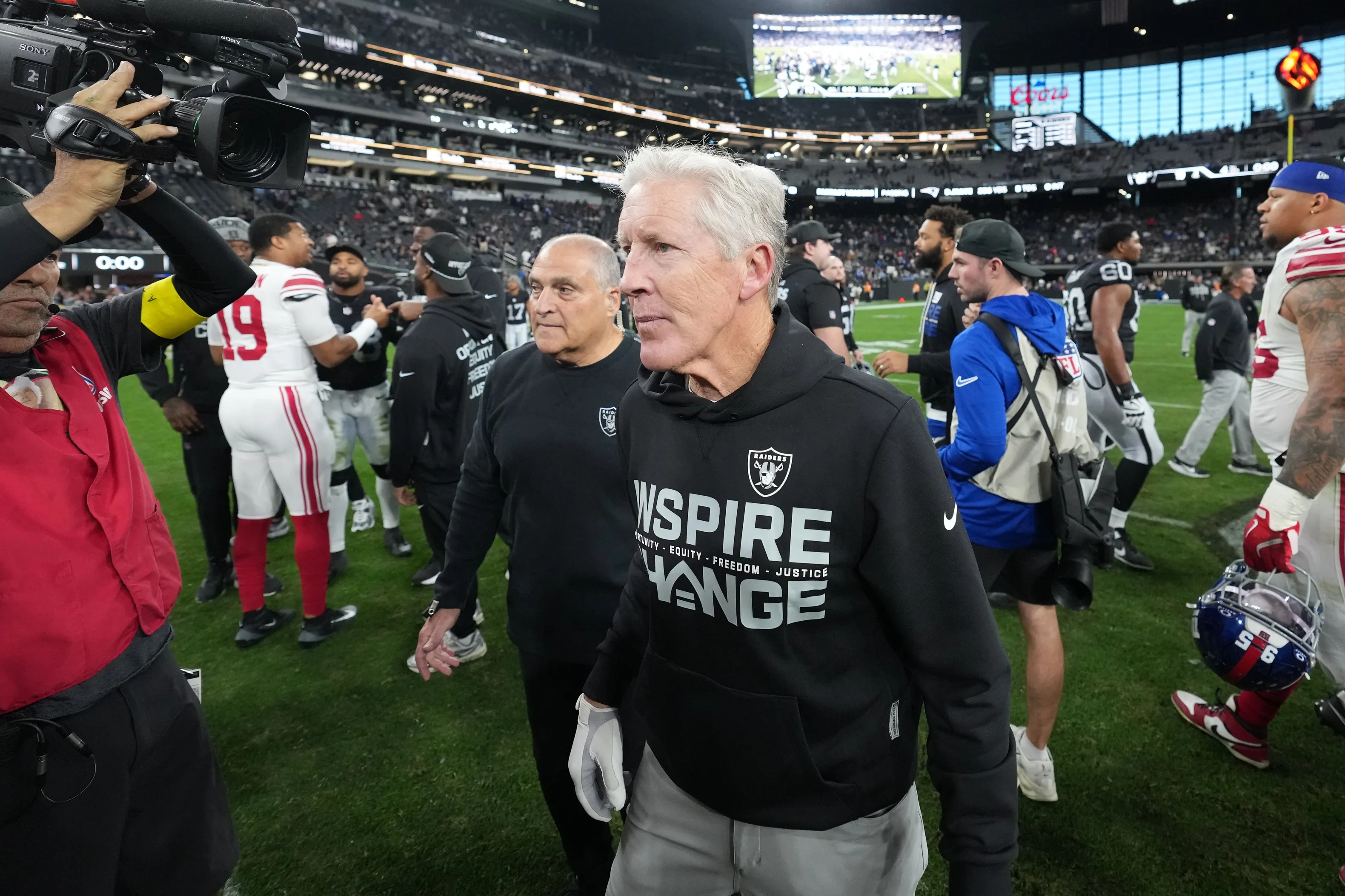 Raiders Eye Season Finale Win Amid NFL’s Worst Record