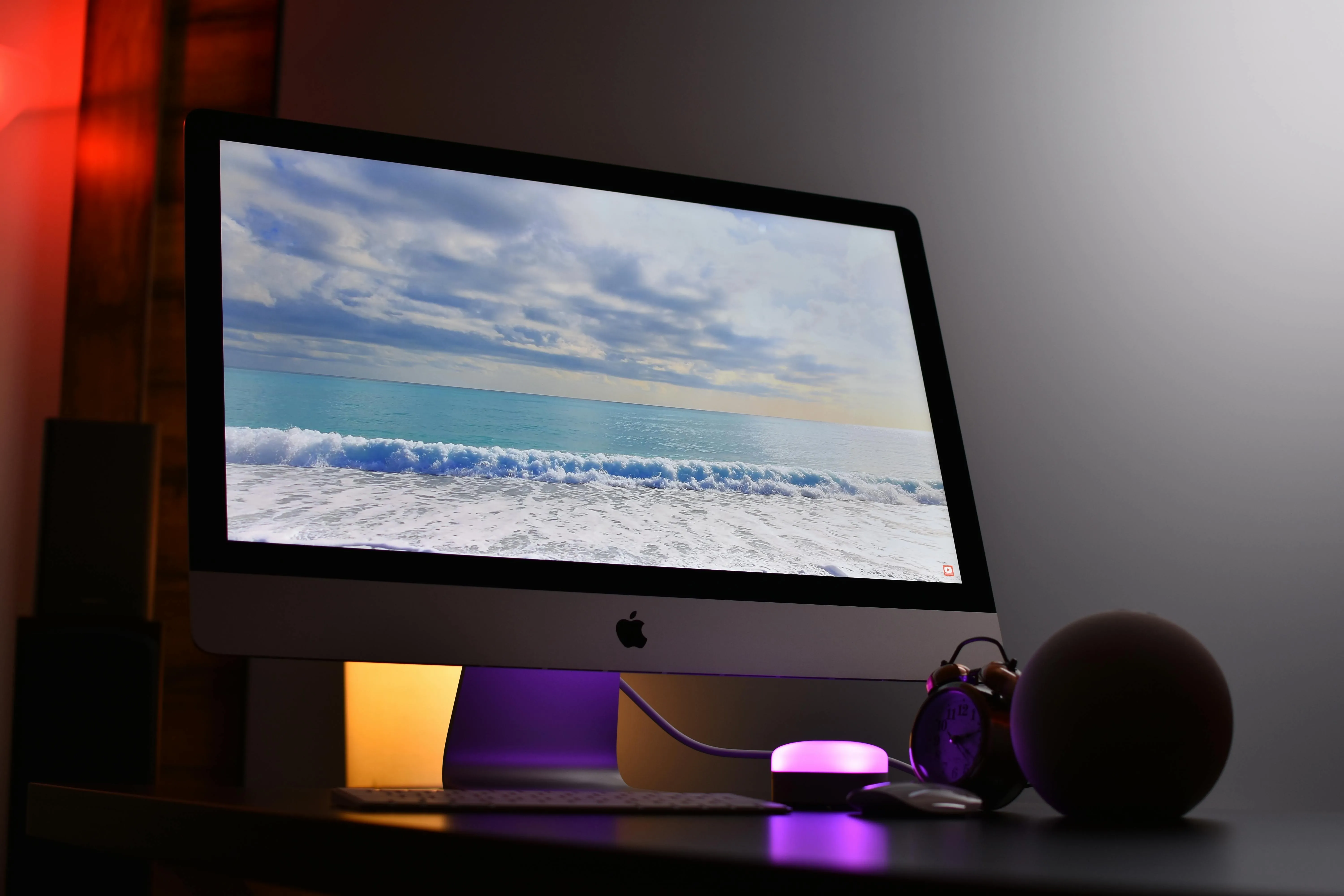 20 Desktop Wallpapers Everyone Used in the 2000s