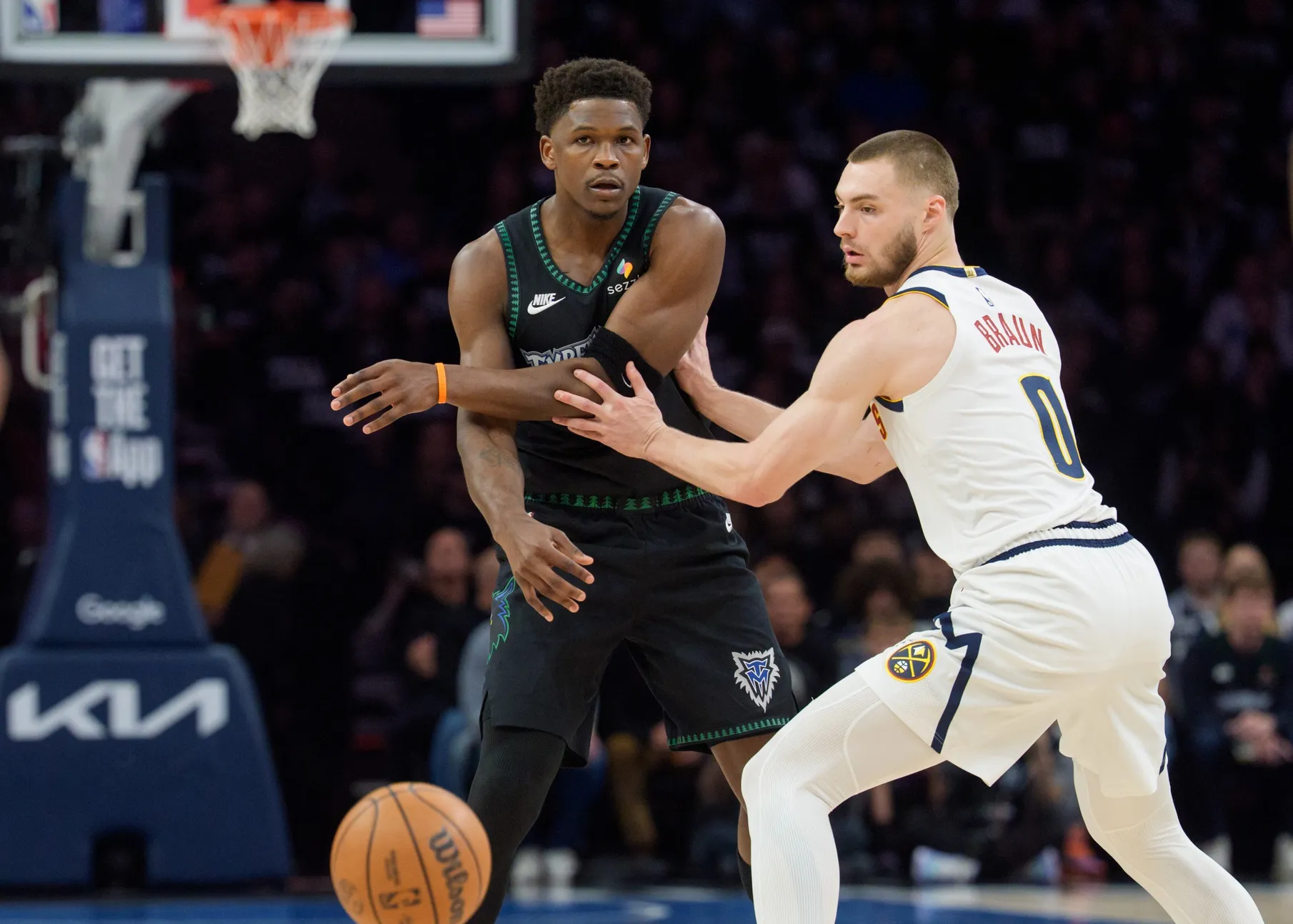 Edwards Injury Deepens Timberwolves’ Game 4 Woes Against Nuggets