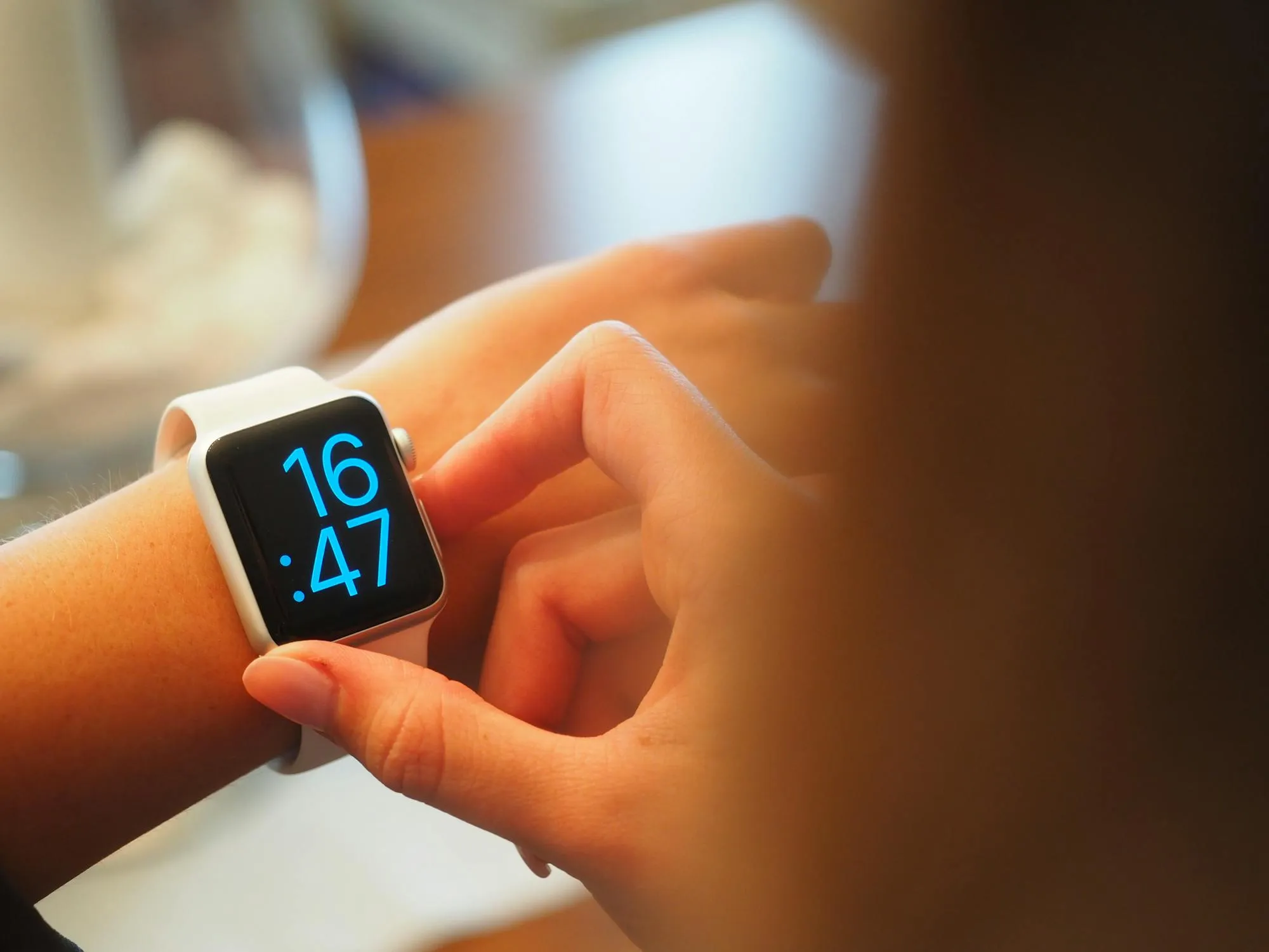 20 New Smart Watch Features for 2025