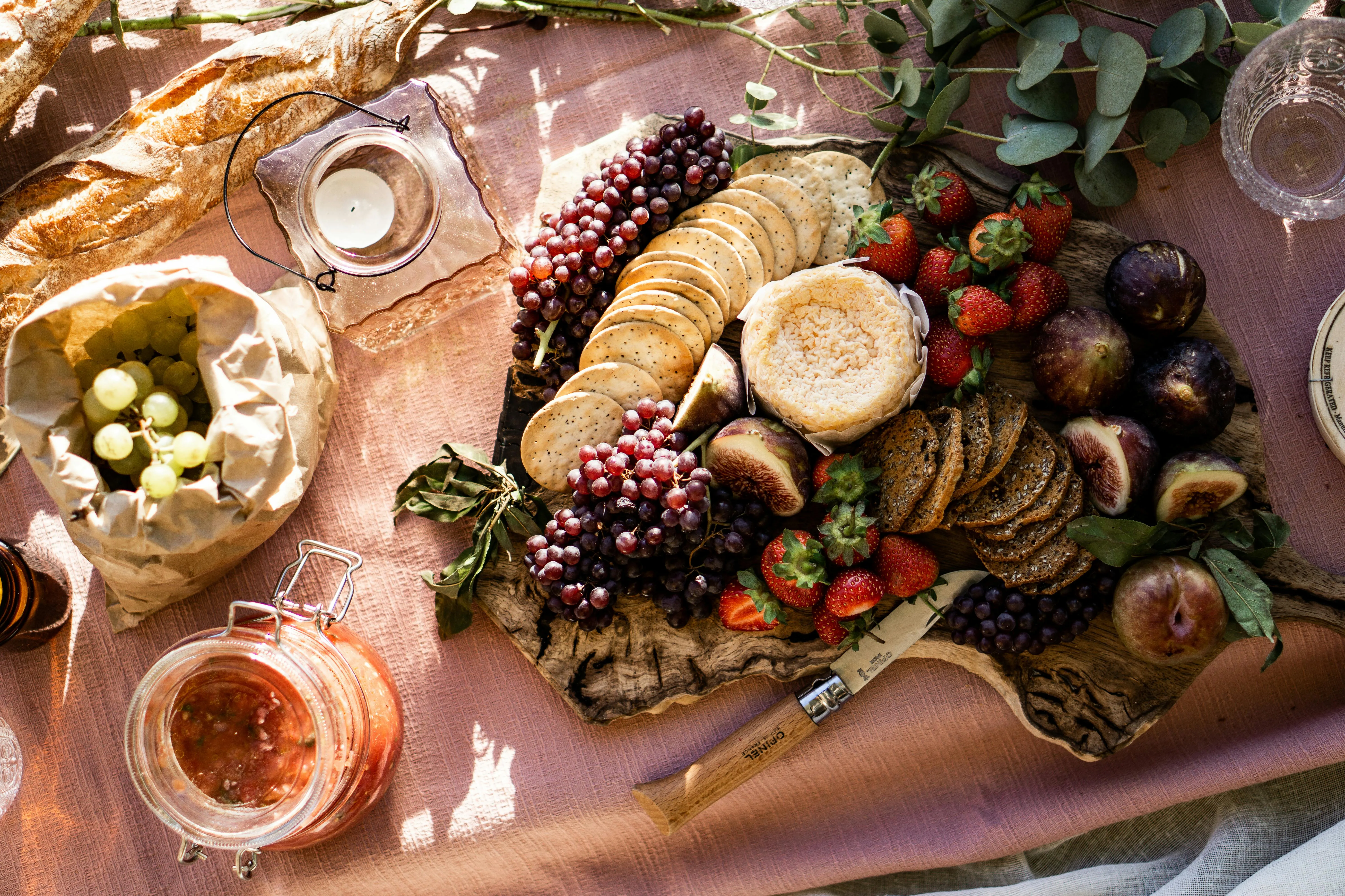 16 ’80s Party Appetizers That Aren’t Served Anymore