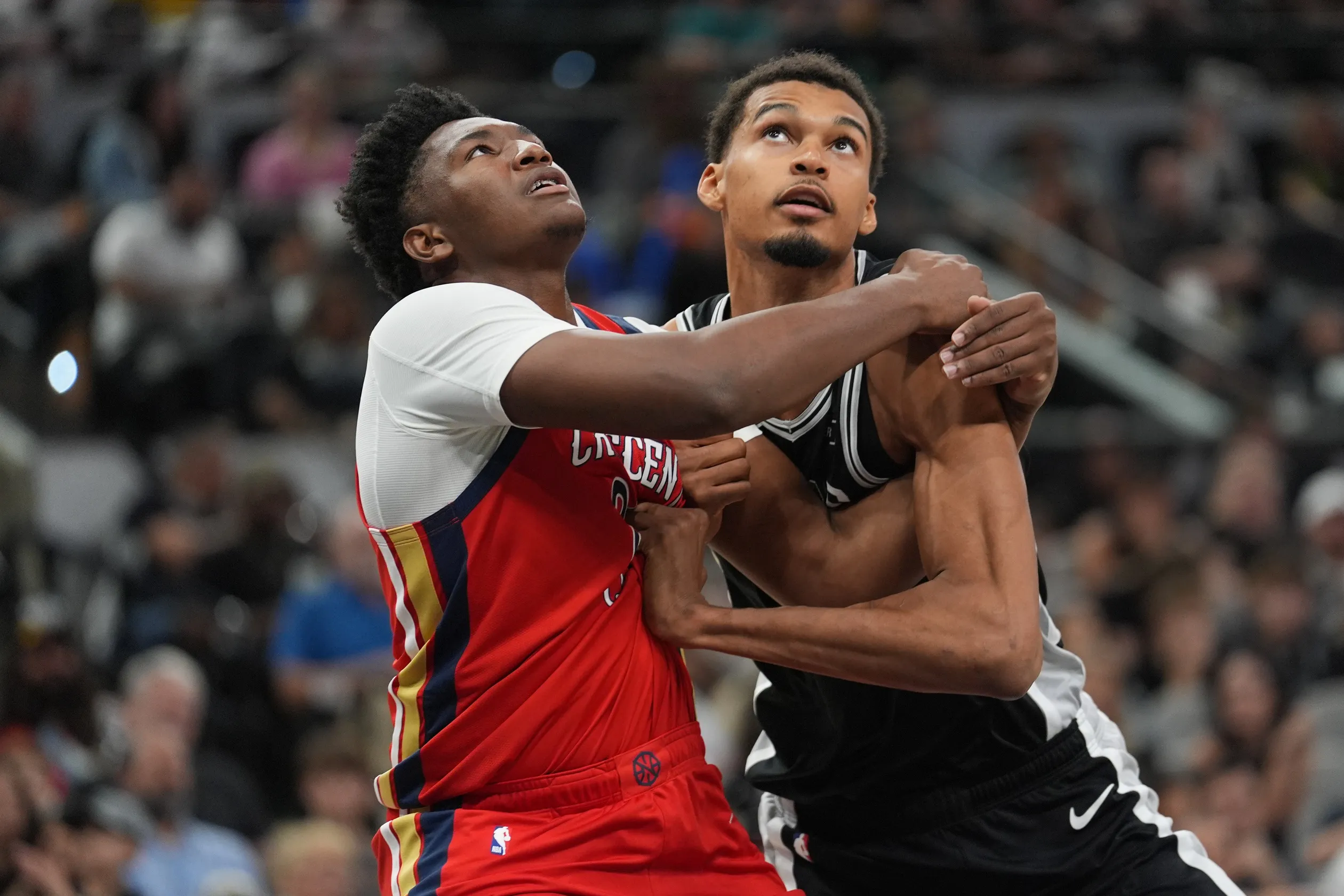 Tim Duncan Praises Pelicans Rookie Derik Queen Amid Team’s Struggles