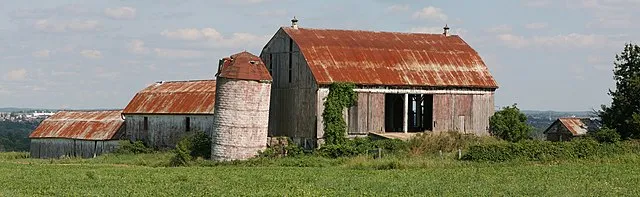 Relic38 on Wikimedia Commons