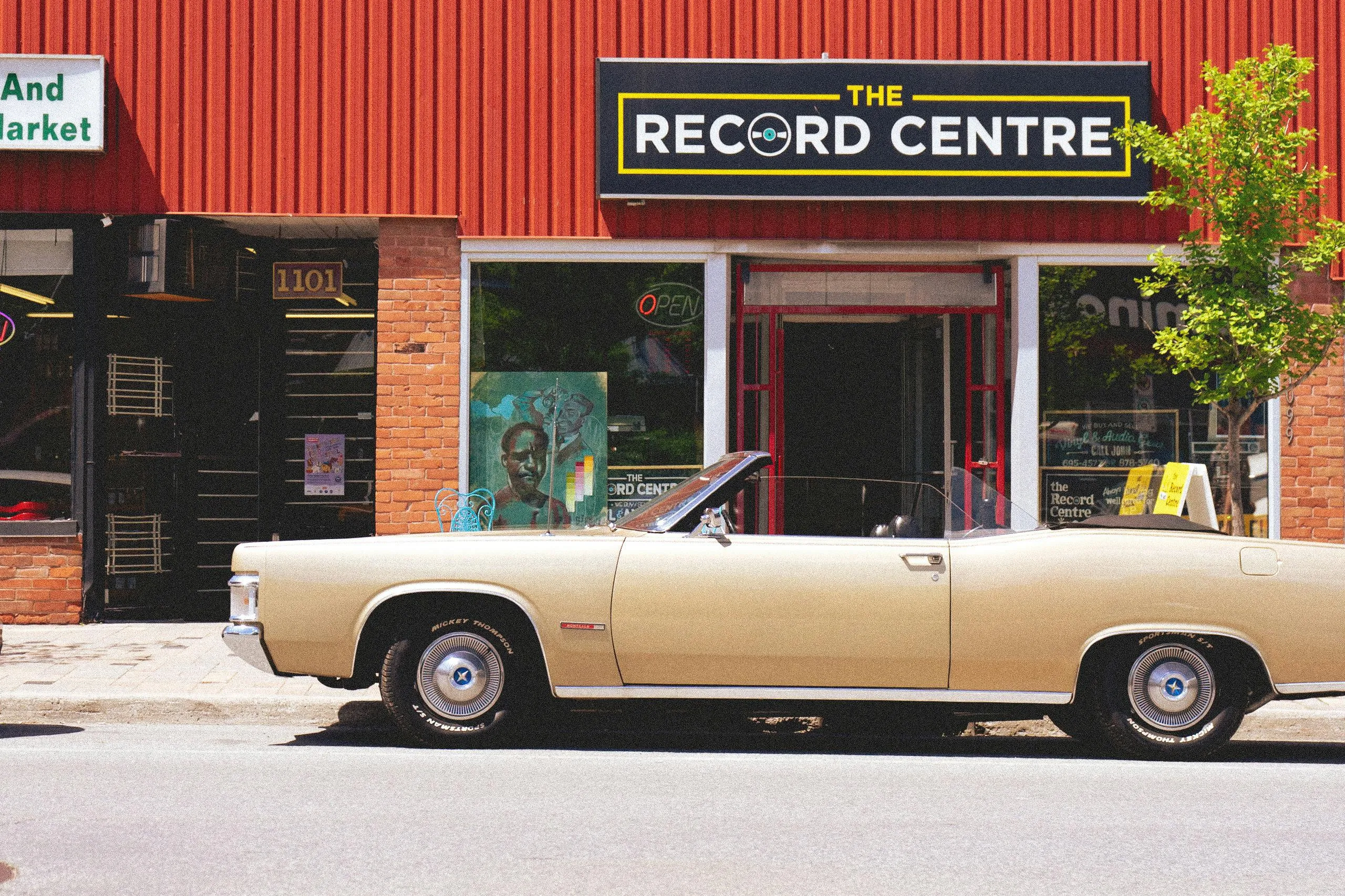16 Businesses That Once Defined Main Street in the 1970s