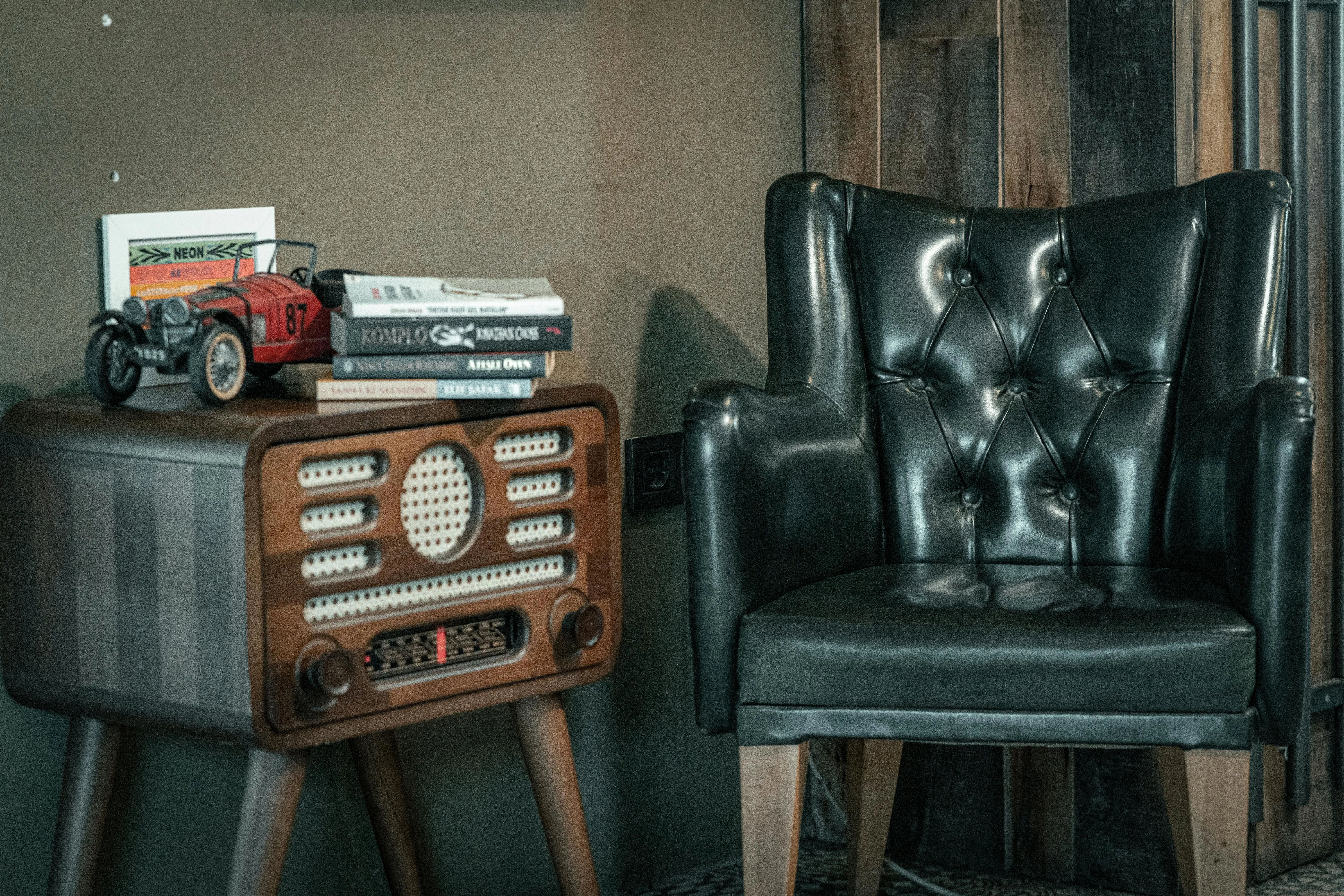 16 Beliefs Families Followed in the 1950s That Still Feel Unexplainable Today