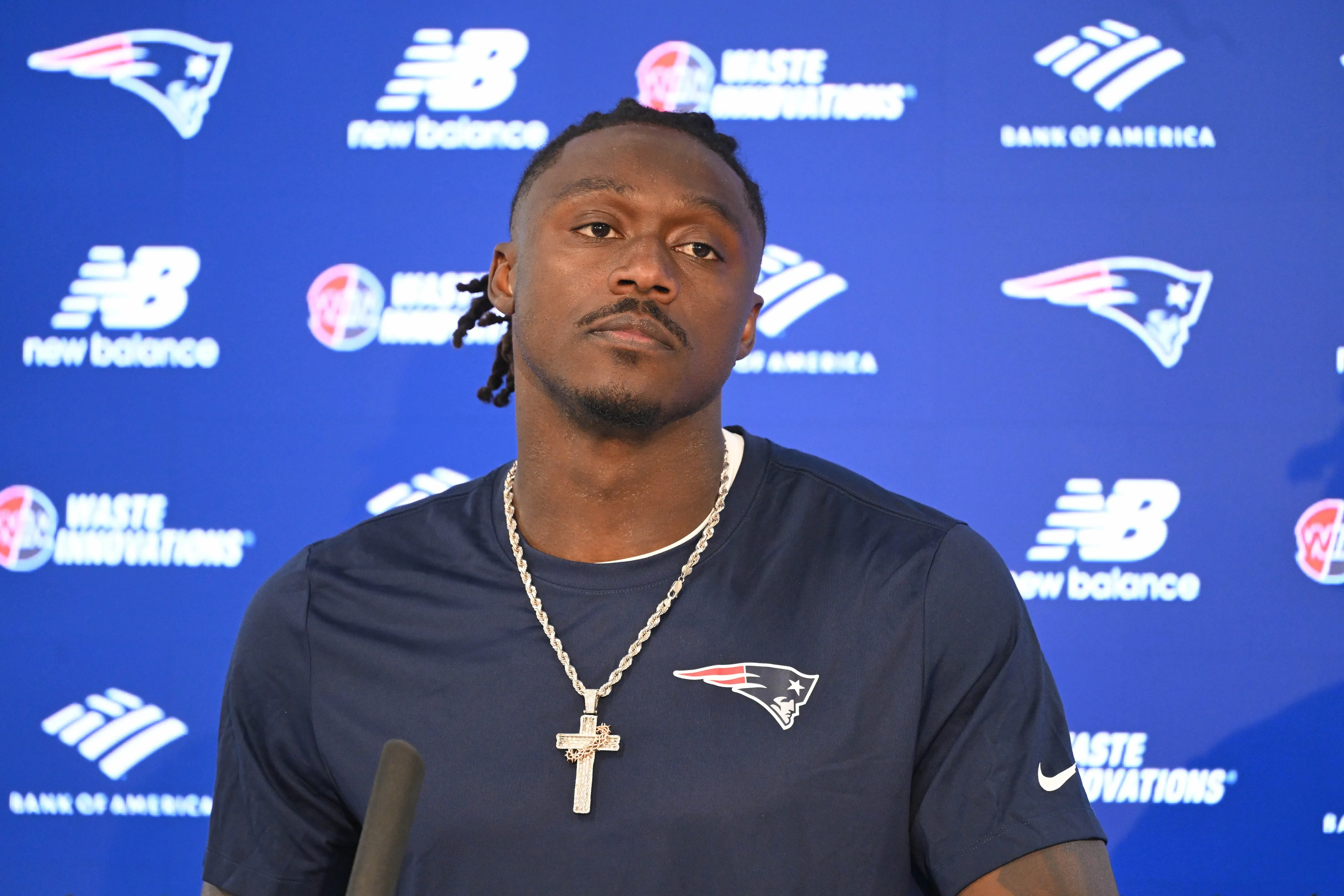 AJ Brown Debuts in Patriots No. 1 Uniform After Blockbuster Eagles Trade Deal