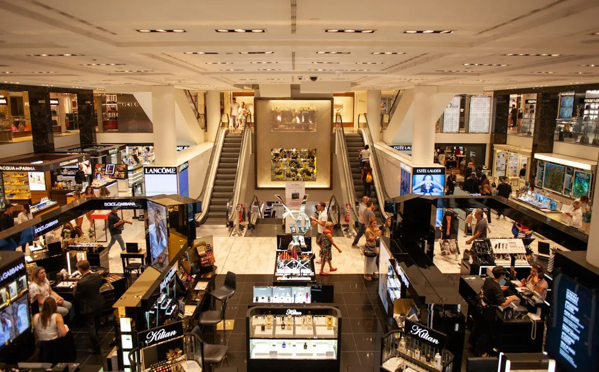 14 Shopping Center Chains That Quietly Went Extinct