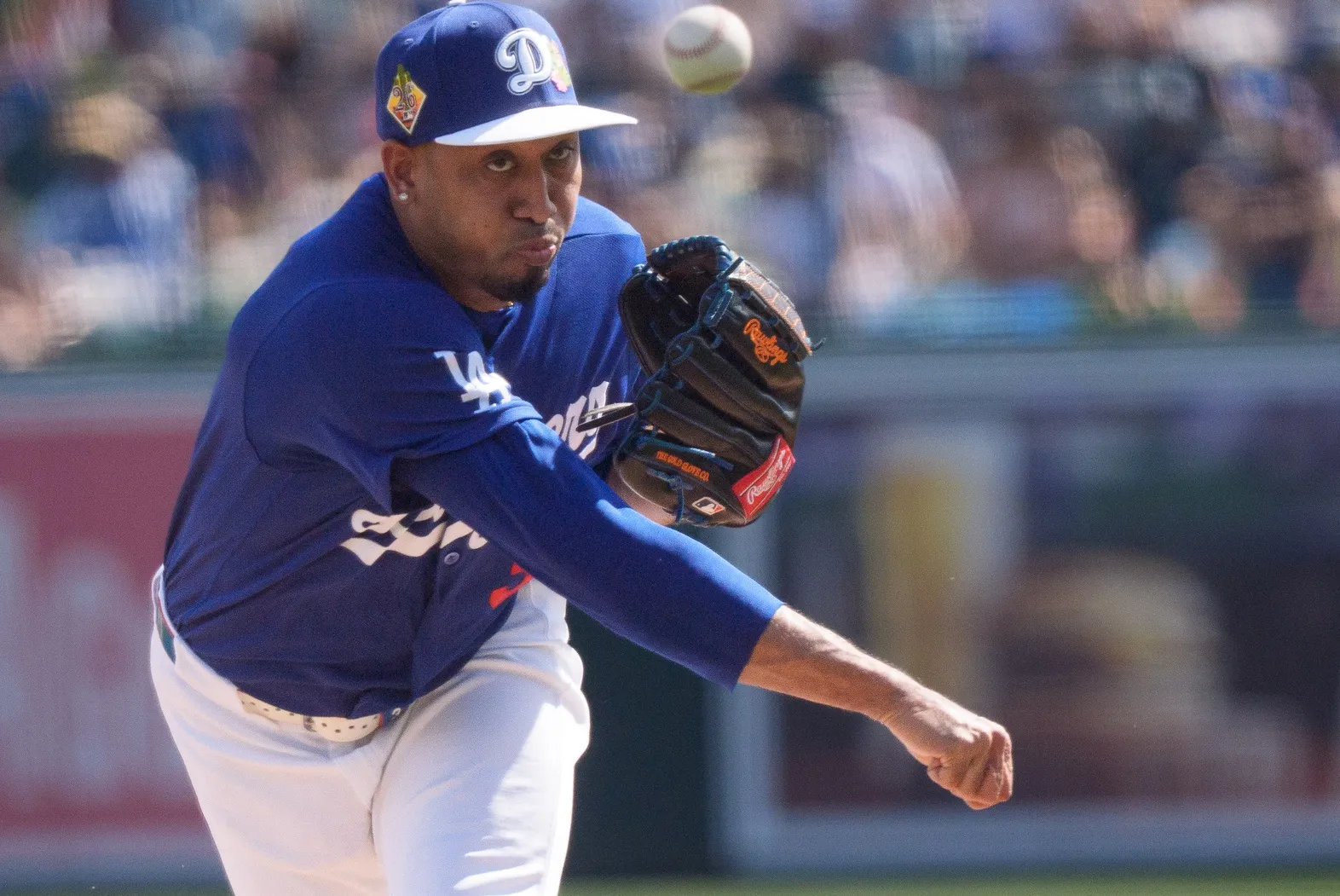 Edwin Diaz Makes First Dodger Stadium Appearance, Boosting Dodgers’ Closer Role