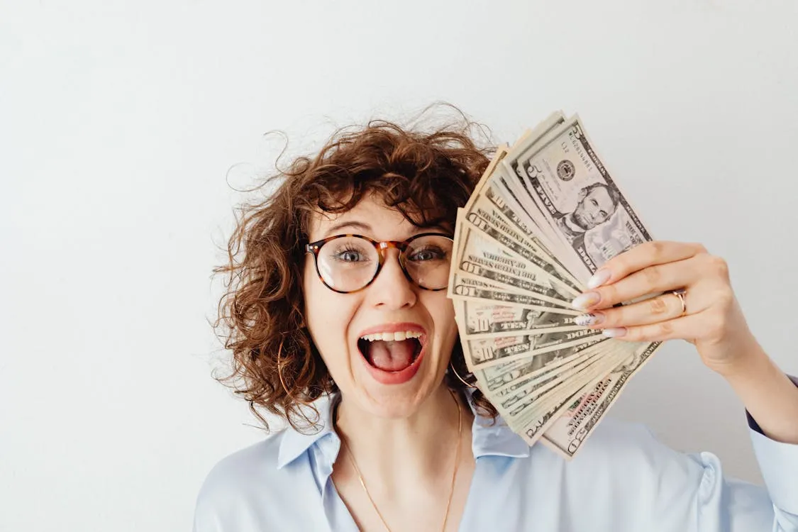 12 Things Wealthy People Never Waste Money On