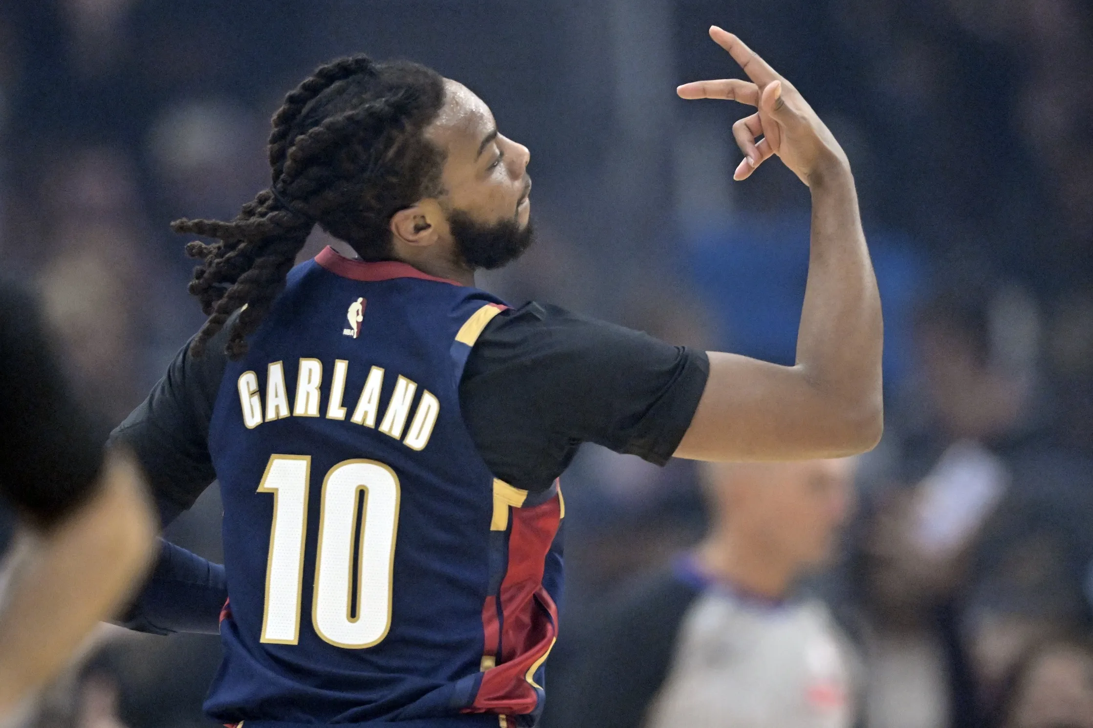 Darius Garland Returns to Lead Cavaliers Past 76ers in Season Debut