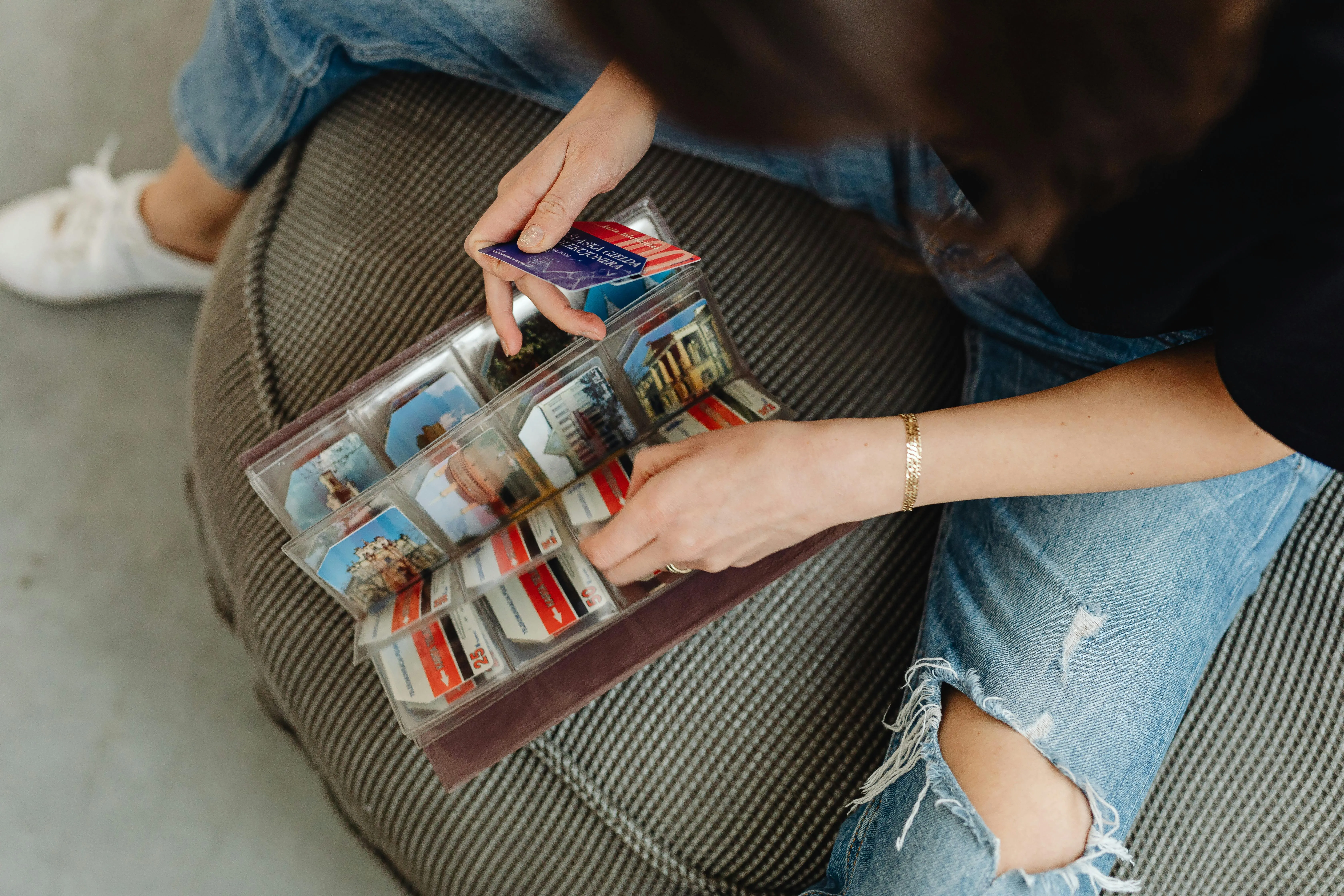 Karola G on pexels