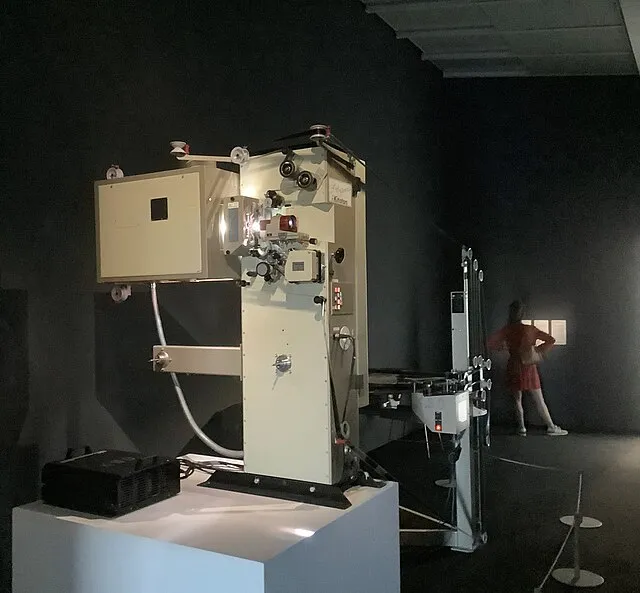 DiscoA340 on Wikimedia Commons