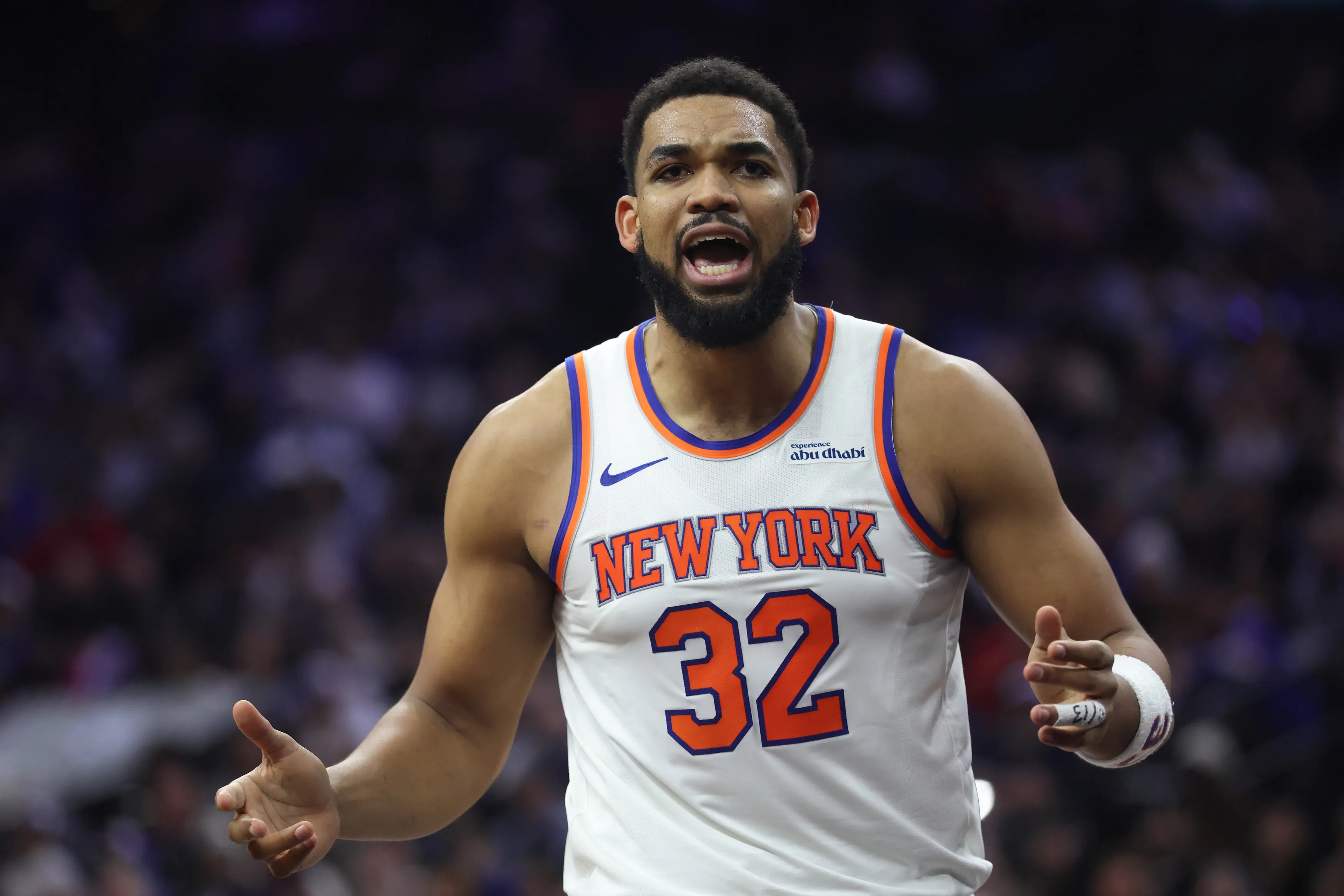 Towns Reacts to Knicks’ Jeremy Sochan Signing as New York Adds Versatility for Playoff Push