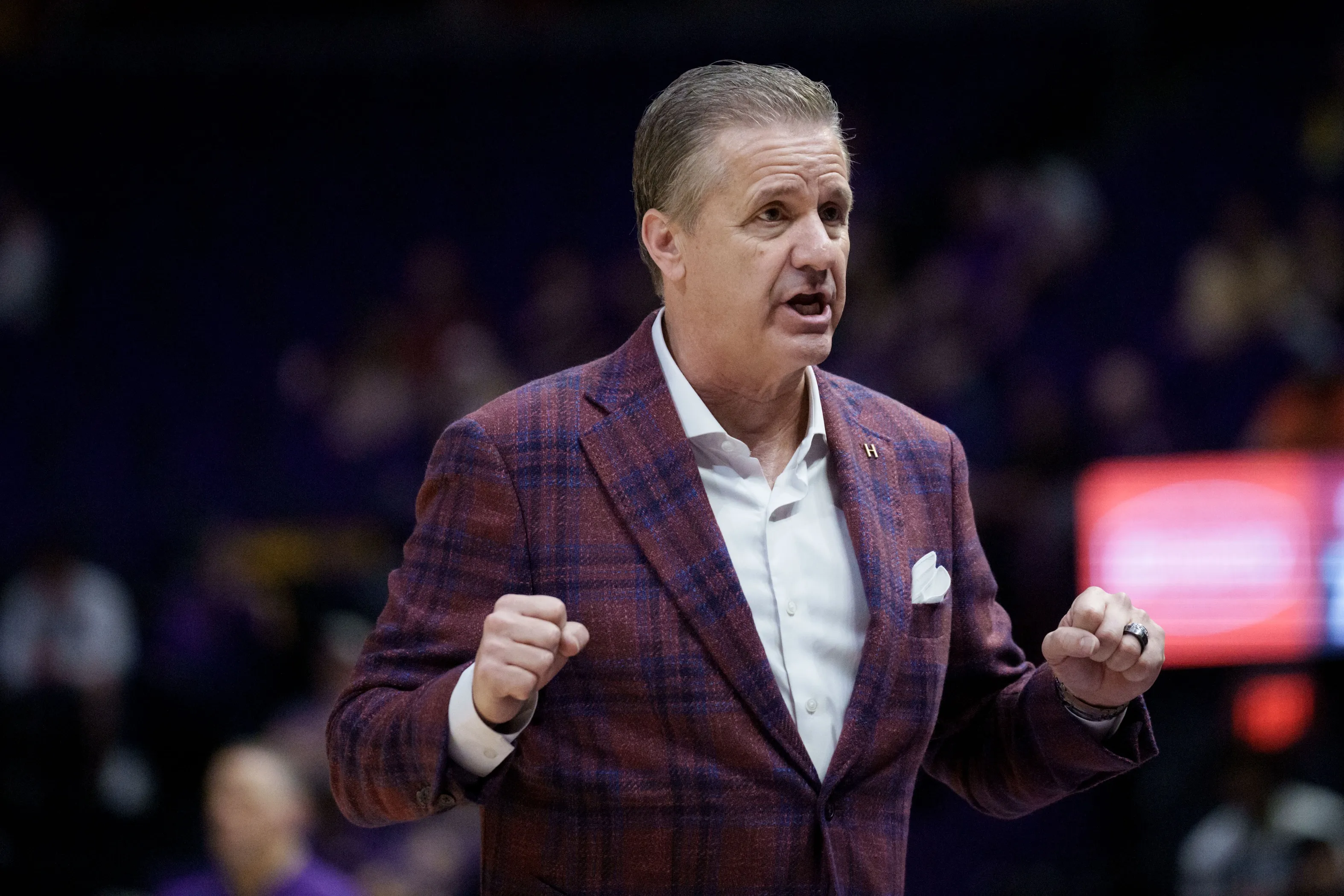 Calipari Tempers Expectations as Arkansas Eyes SEC Title Push