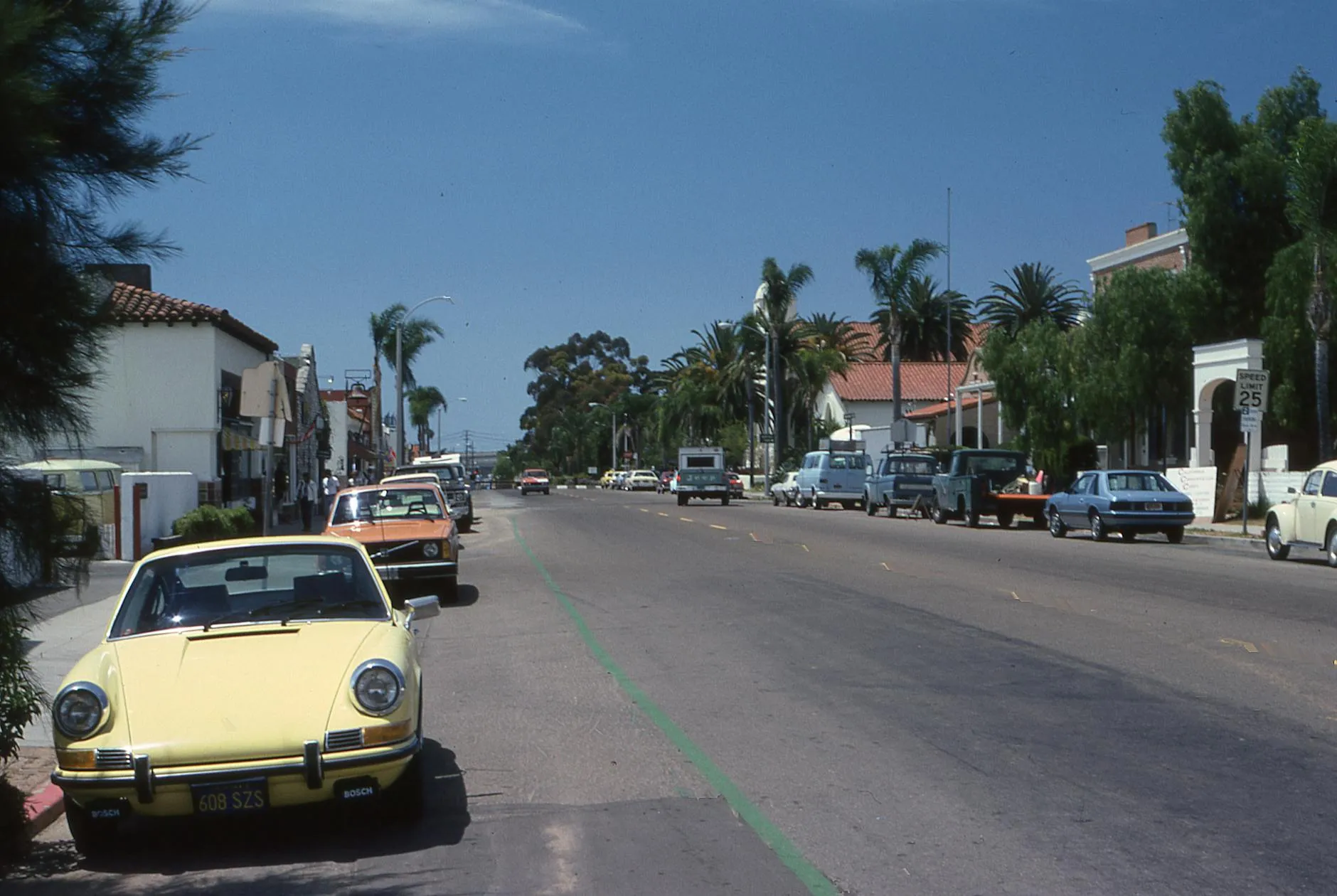 20 Neighborhood Spots Everyone Knew in the 1960s That Are Gone Today