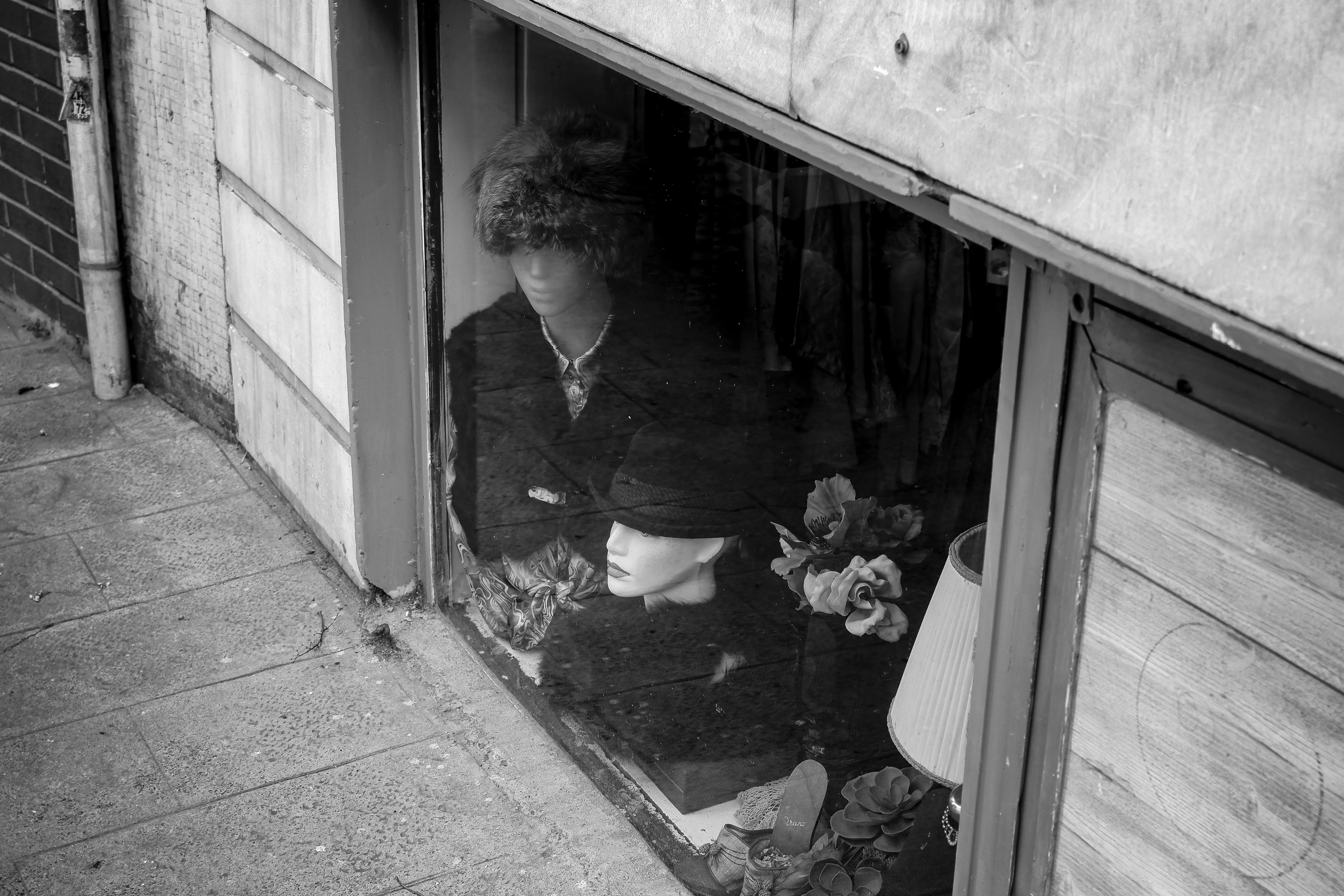 17 Items Every Store Window Displayed in the 1950s That Vanished