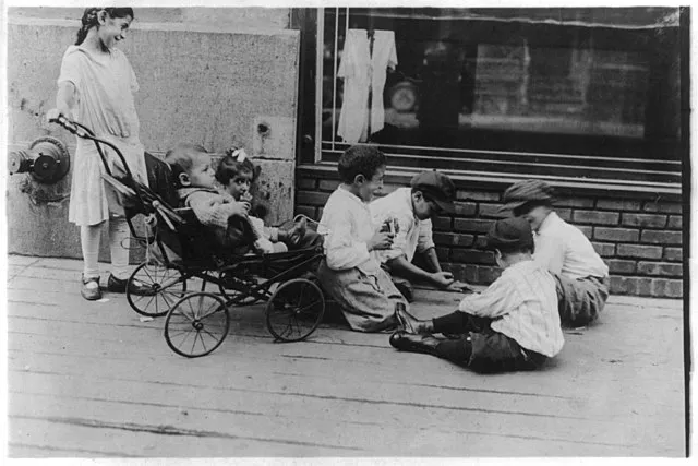 George Grantham Bain Collection on Wikimedia Commons