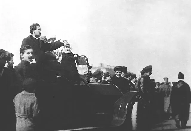 Yakov Steinberg b. 1880 d. 1942 on Wikimedia Commons 