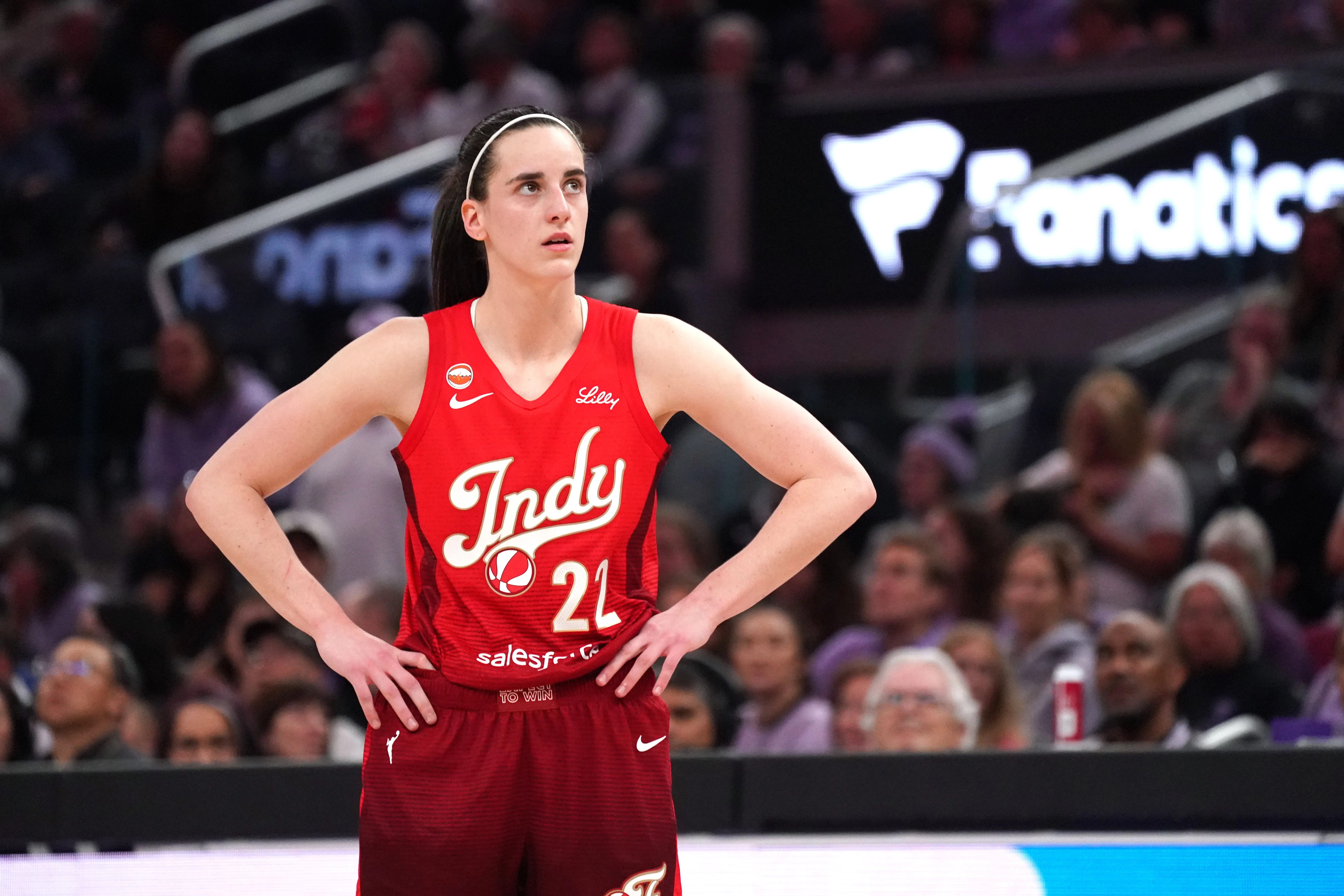 Caitlin Clark Faces Boisterous Reception as Valkyries Fans Rally in Tight Win