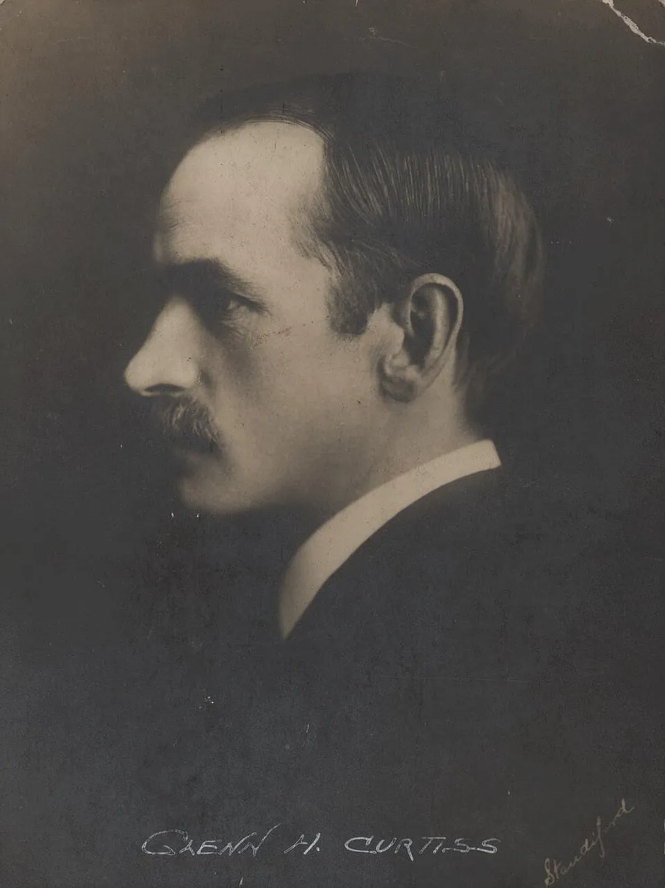 USMC Archives on Wikimedia Commons