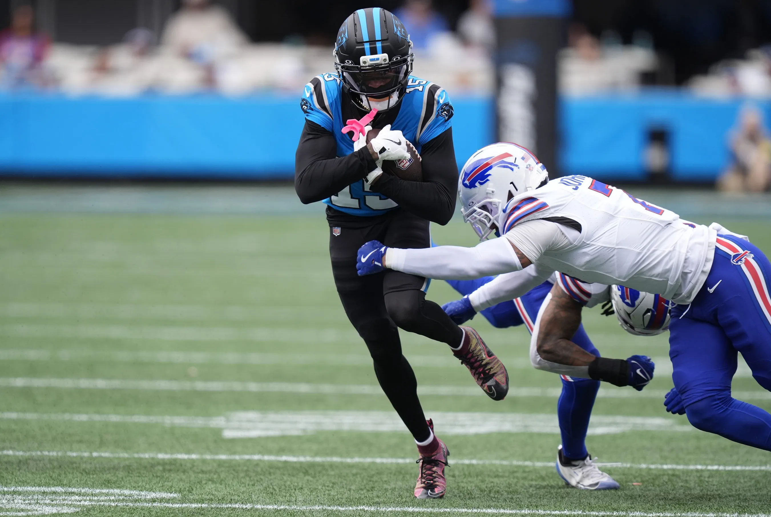 Jets Turn to Hendon Hooker as Quarterback Crisis Deepens
