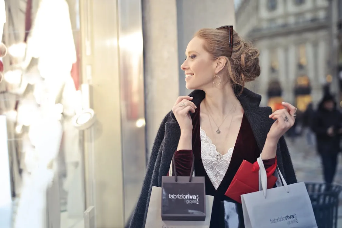 13 Everyday Habits That Make You a Smarter Shopper