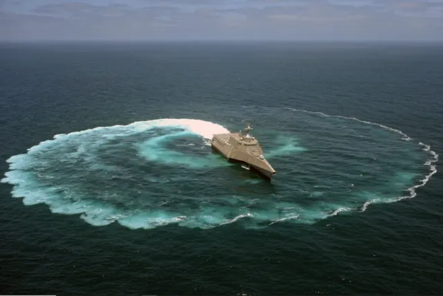 Anonymous United States Navy photographer on wikimedia
