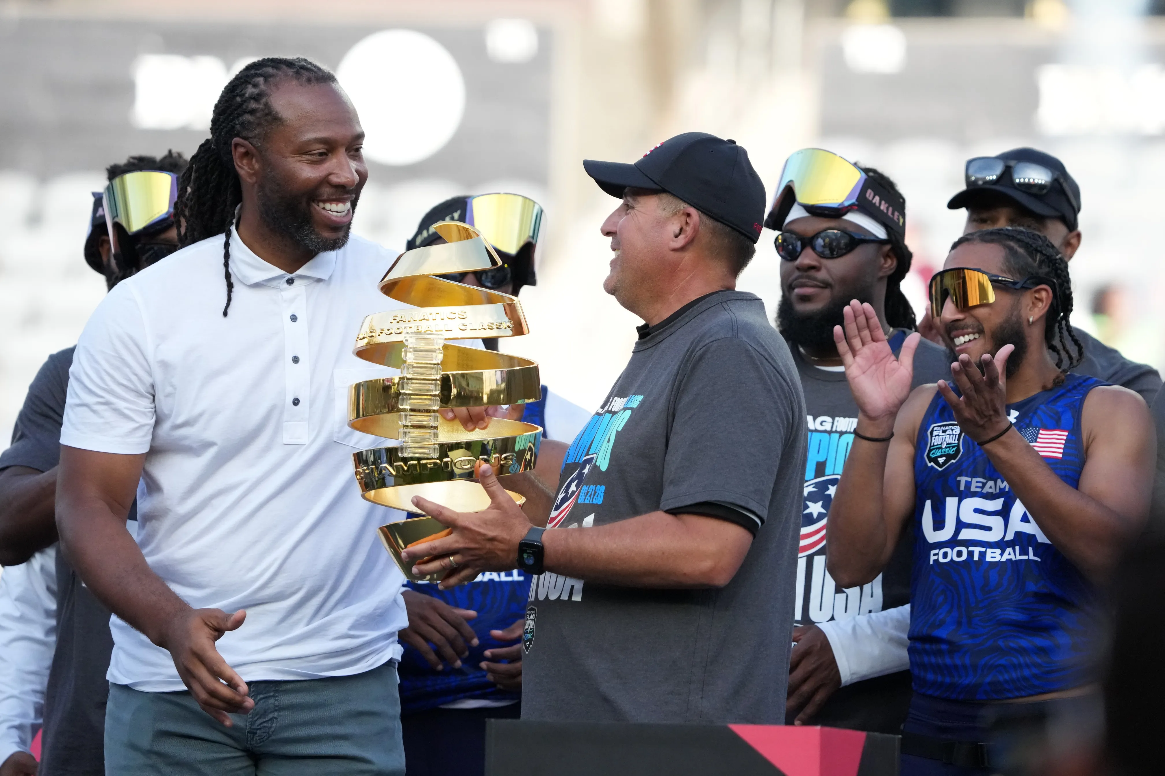 Cardinals Honor Larry Fitzgerald Sr. After Passing of Longtime NFL Figure