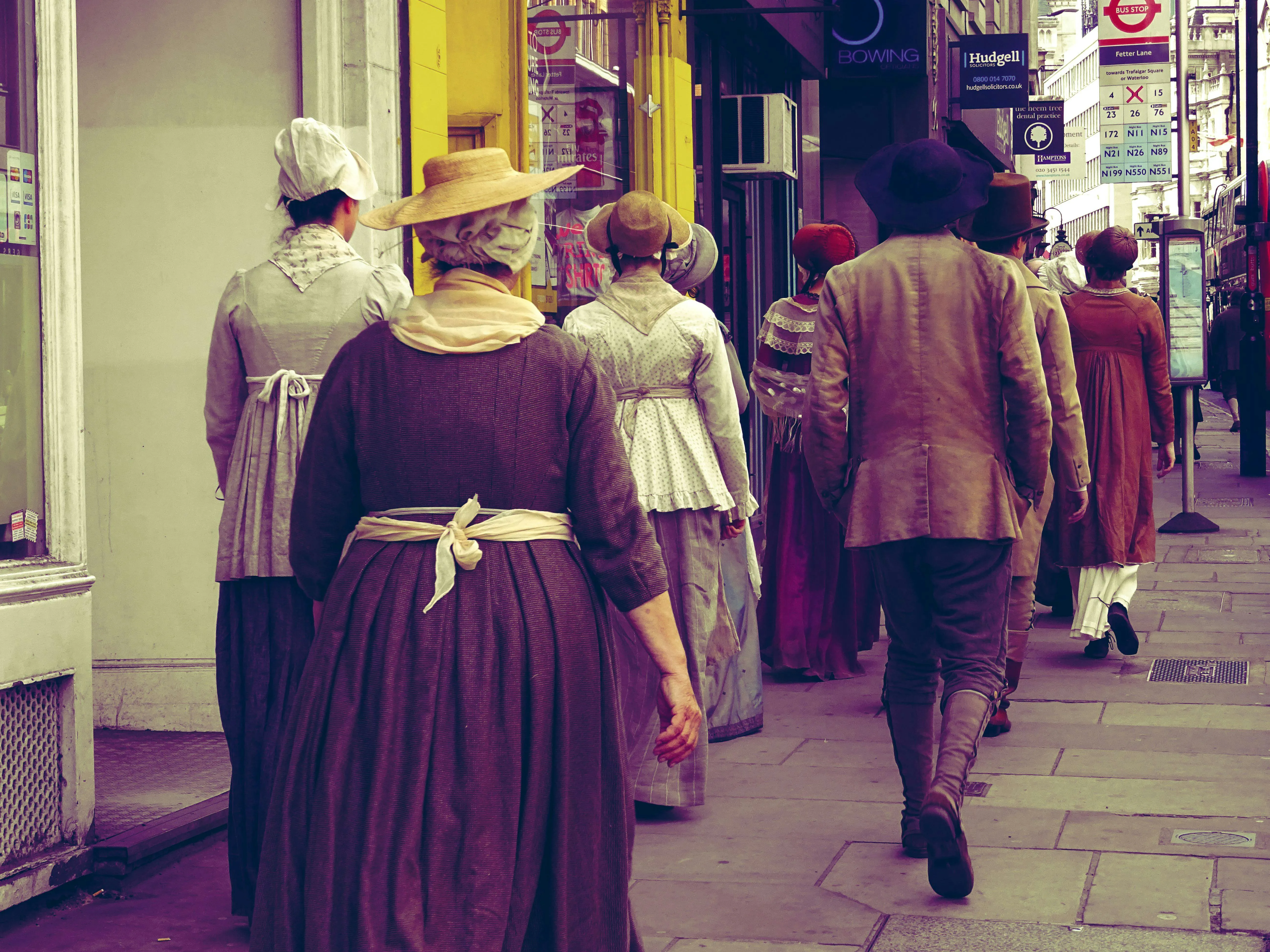 20 Social Rules From the 1940s That Would Shock Us Today
