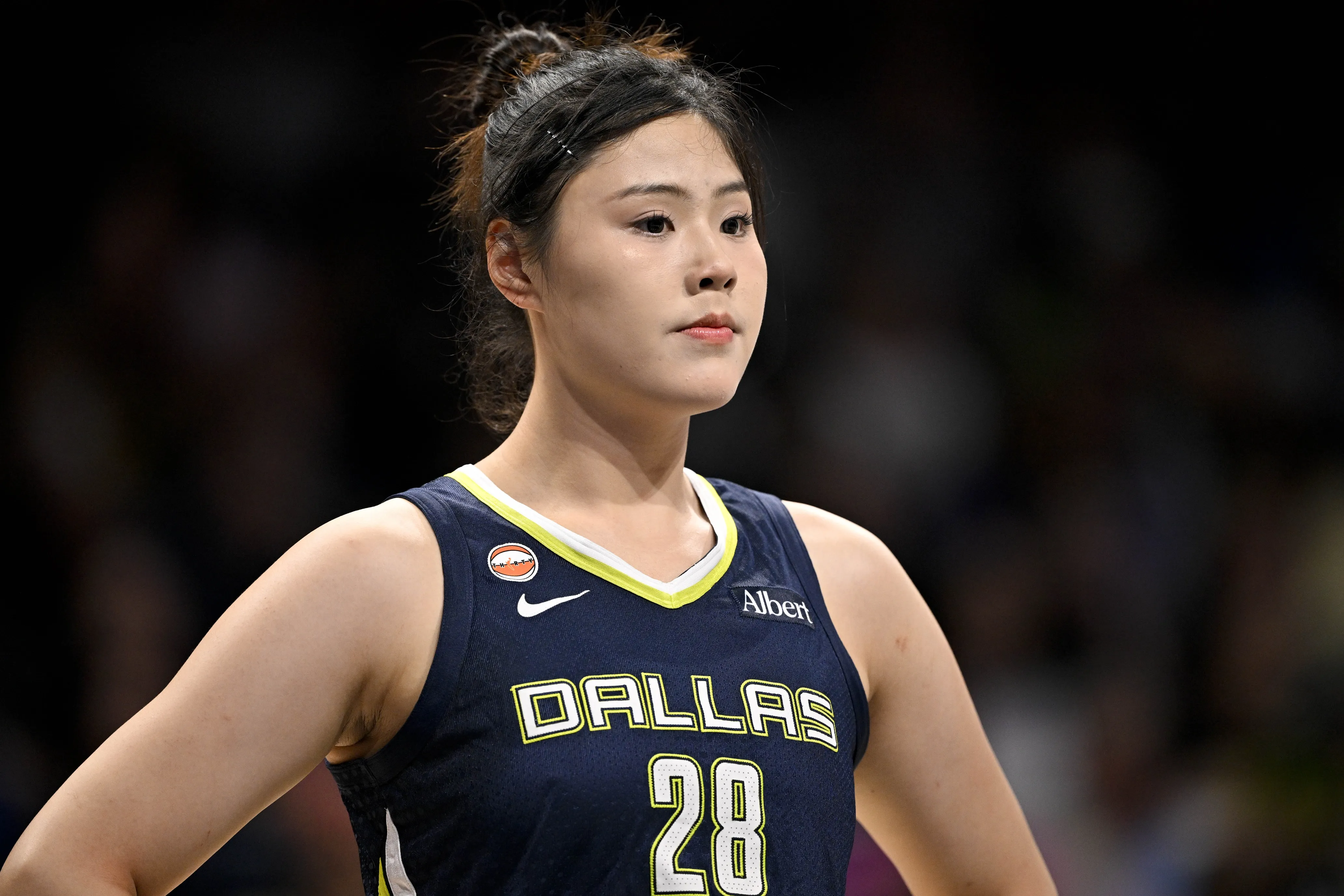Wings’ Li Yueru Questionable With Ankle Injury Ahead of Sparks Reunion Game