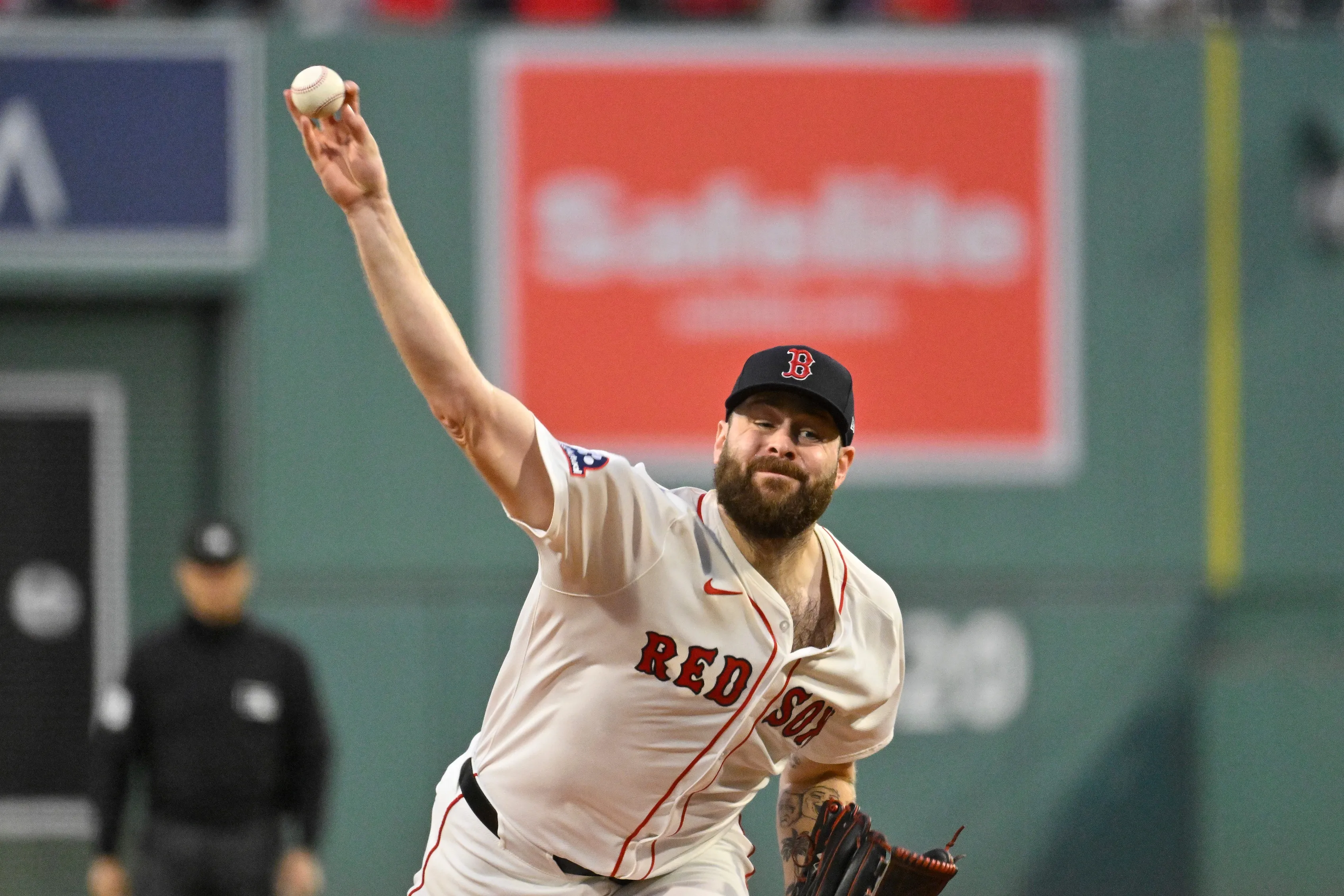 Diamondbacks Eye Lucas Giolito as Zac Gallen Declines Qualifying Offer