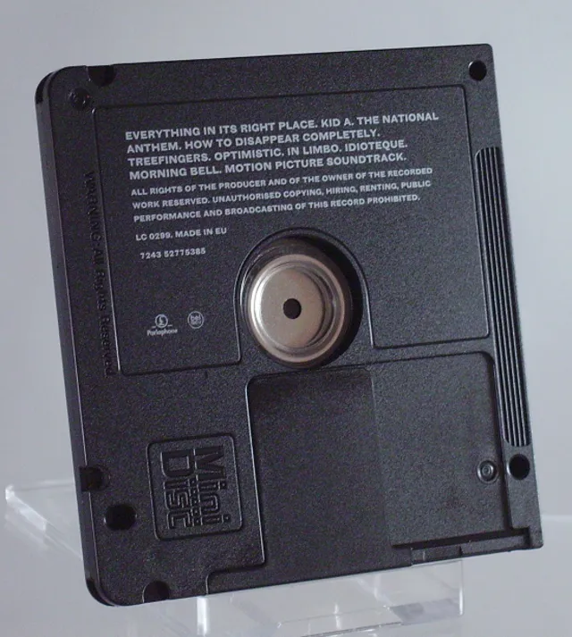 Museum of Obsolete Media(Jason Curtis) on Wikimedia Commons