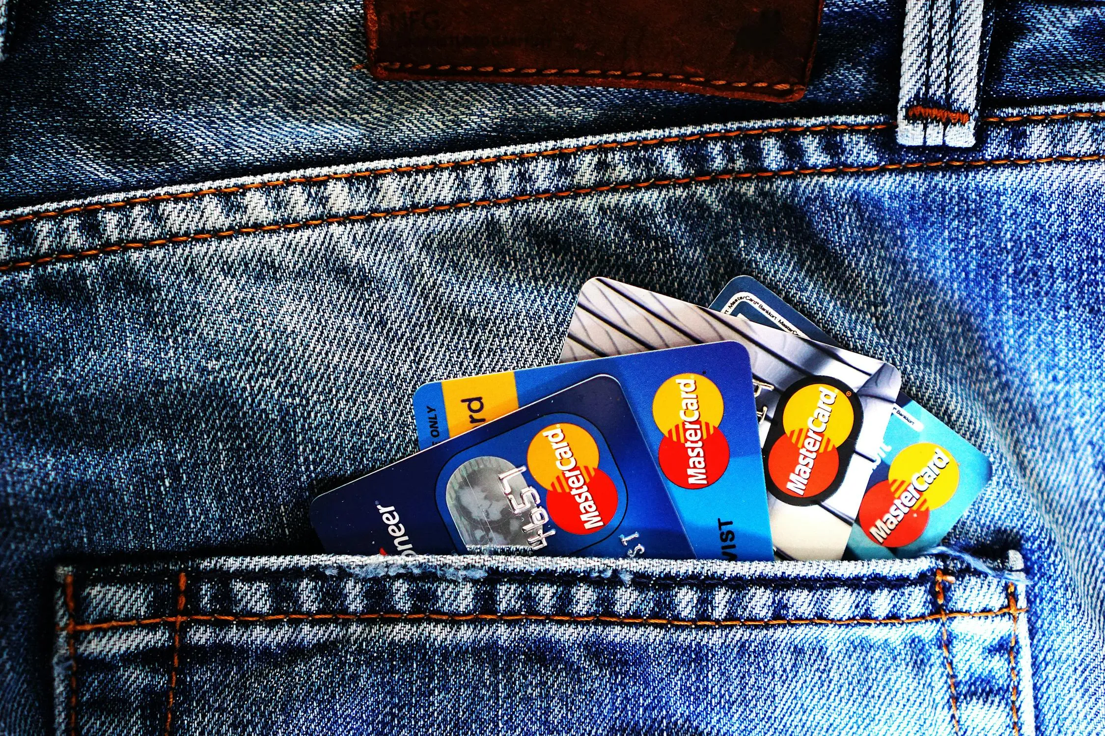 13 Unexpected Lessons from Living Without Credit Cards