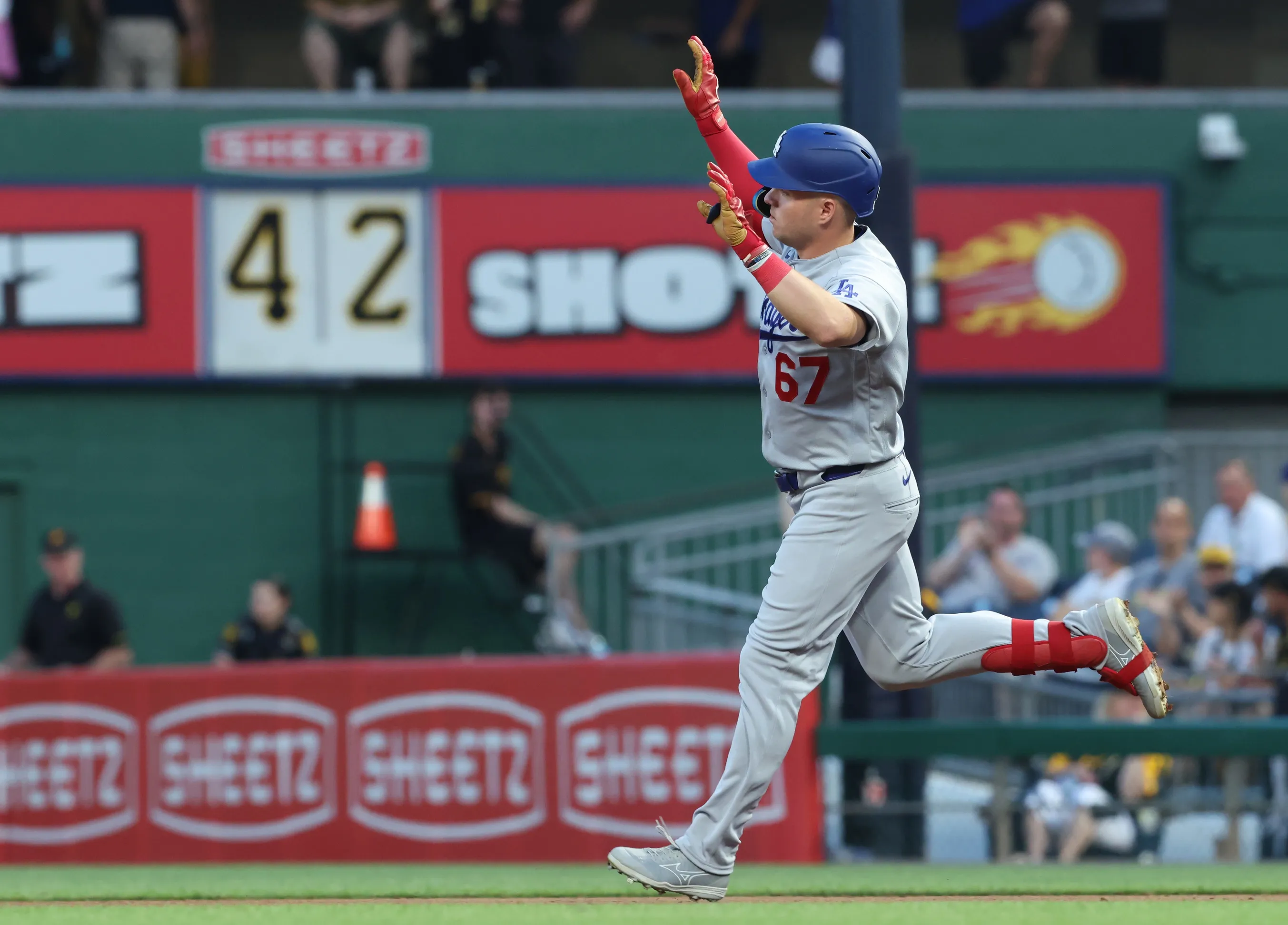 Ryan Ward’s Grand Slam Strengthens Case for Long-Term Dodgers Role