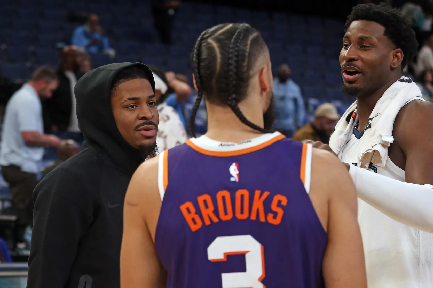 Brooks’ Return to Memphis Comes With Points, Punchlines and a Suns Win