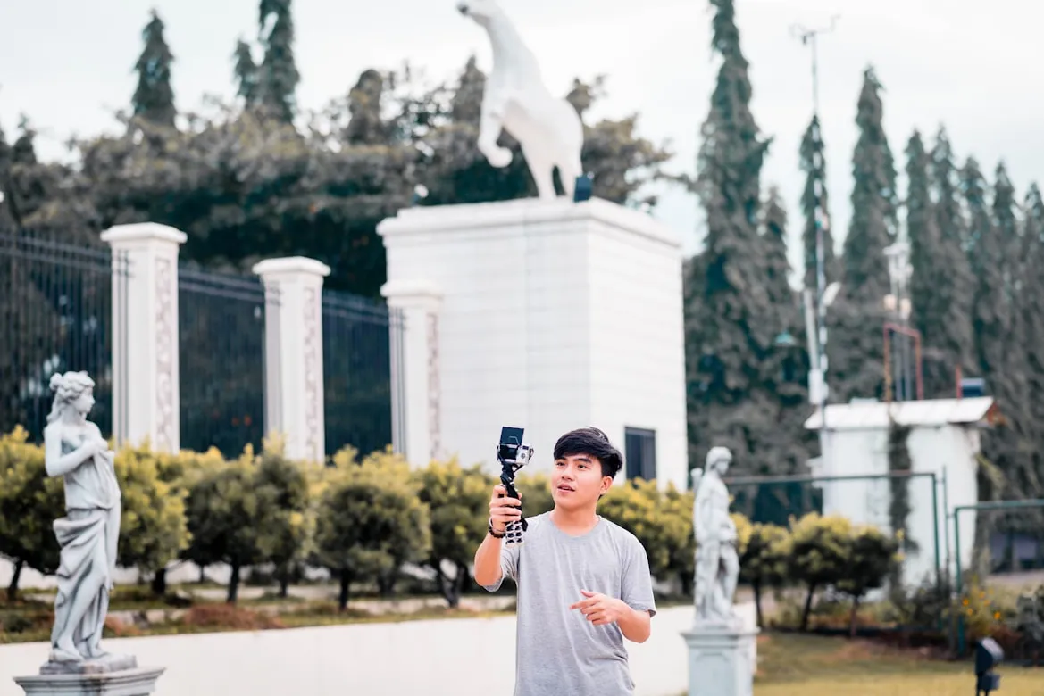 Jorge Rosal on Unsplash