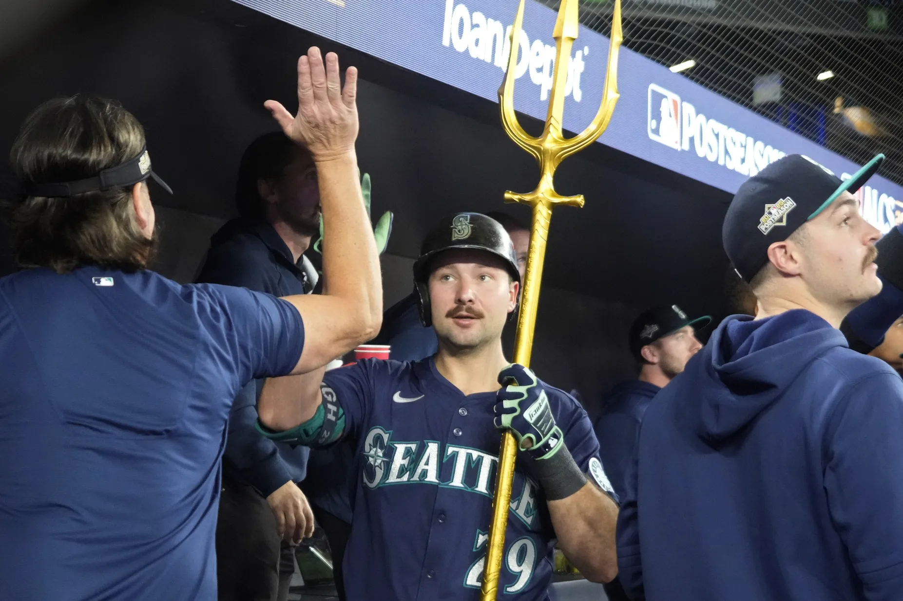 Seahawks Gear Up for Super Bowl LX With Support From Mariners’ Cal Raleigh