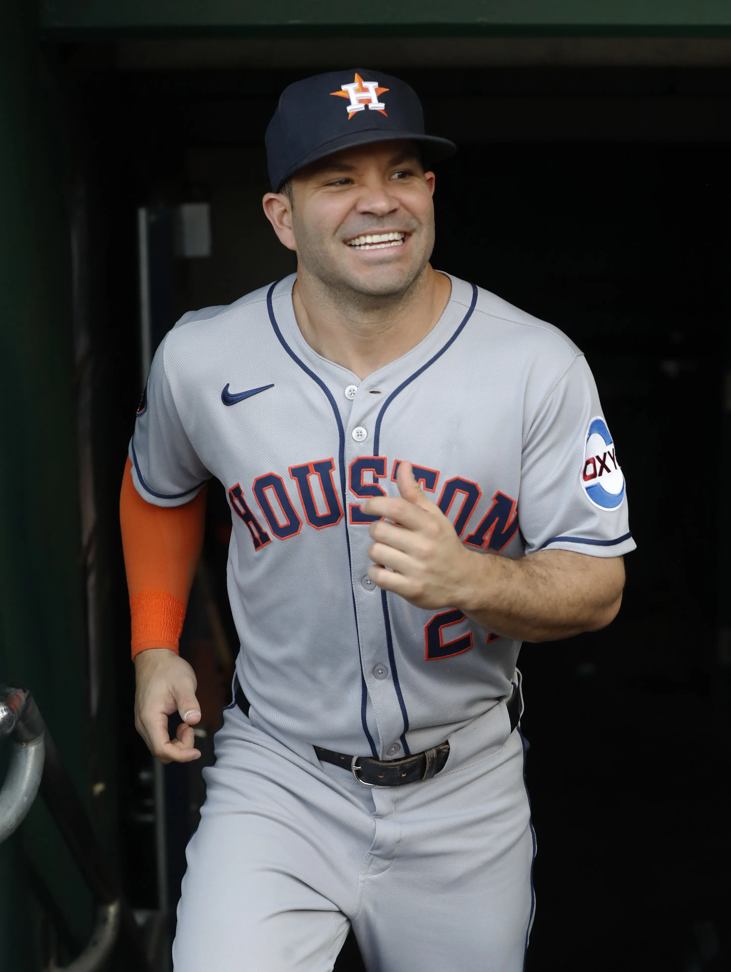 15 Clutch Hits That Defined José Altuve’s Career