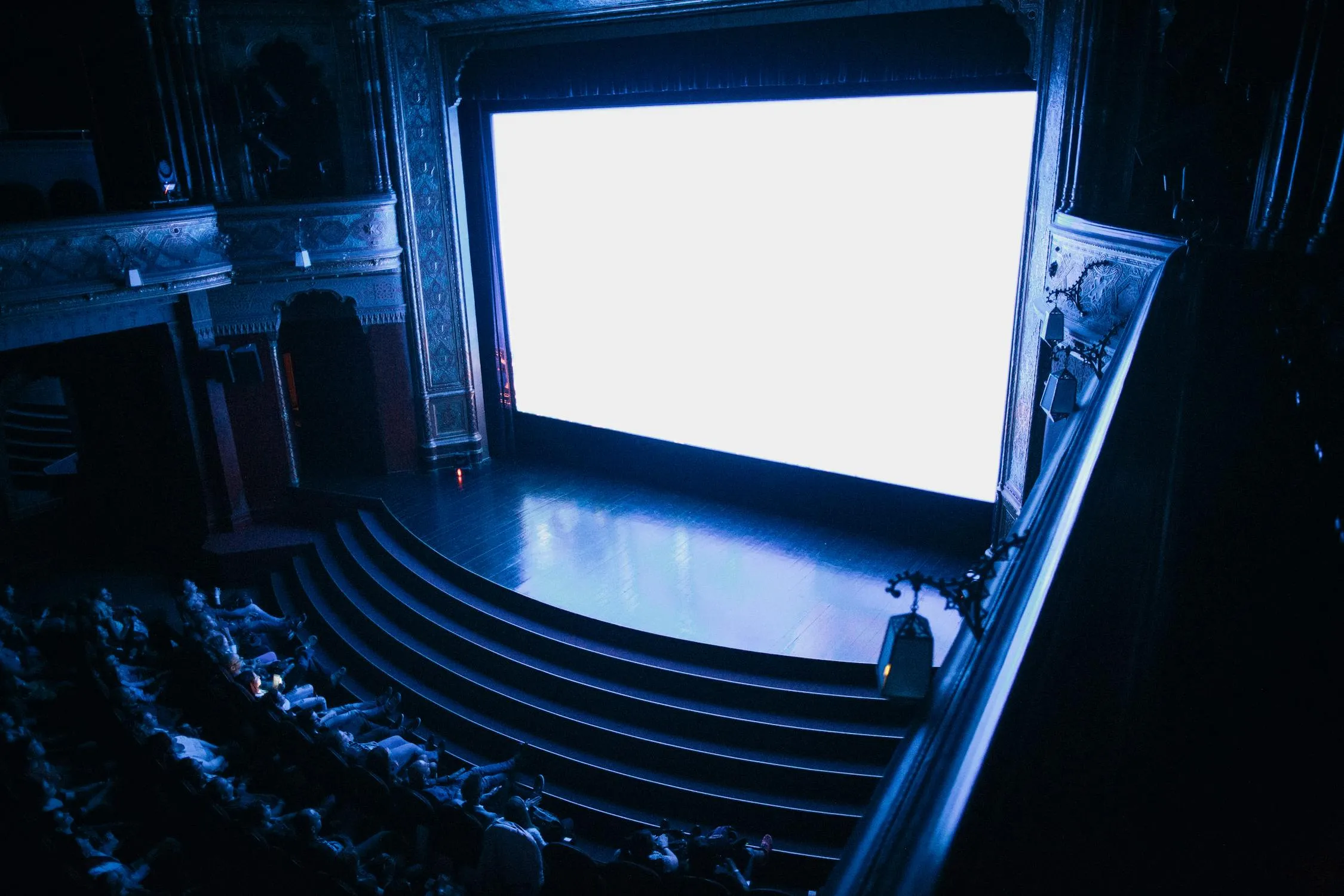 12 Classic Movie Theaters That Are Now Abandoned