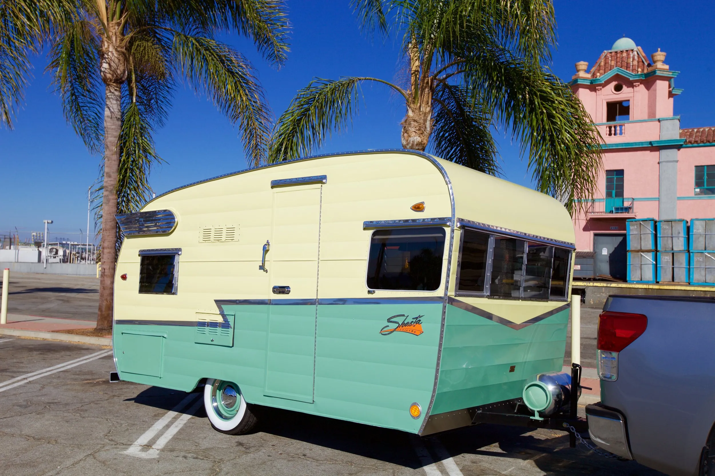 Image from Hollywood Vintage Trailer 