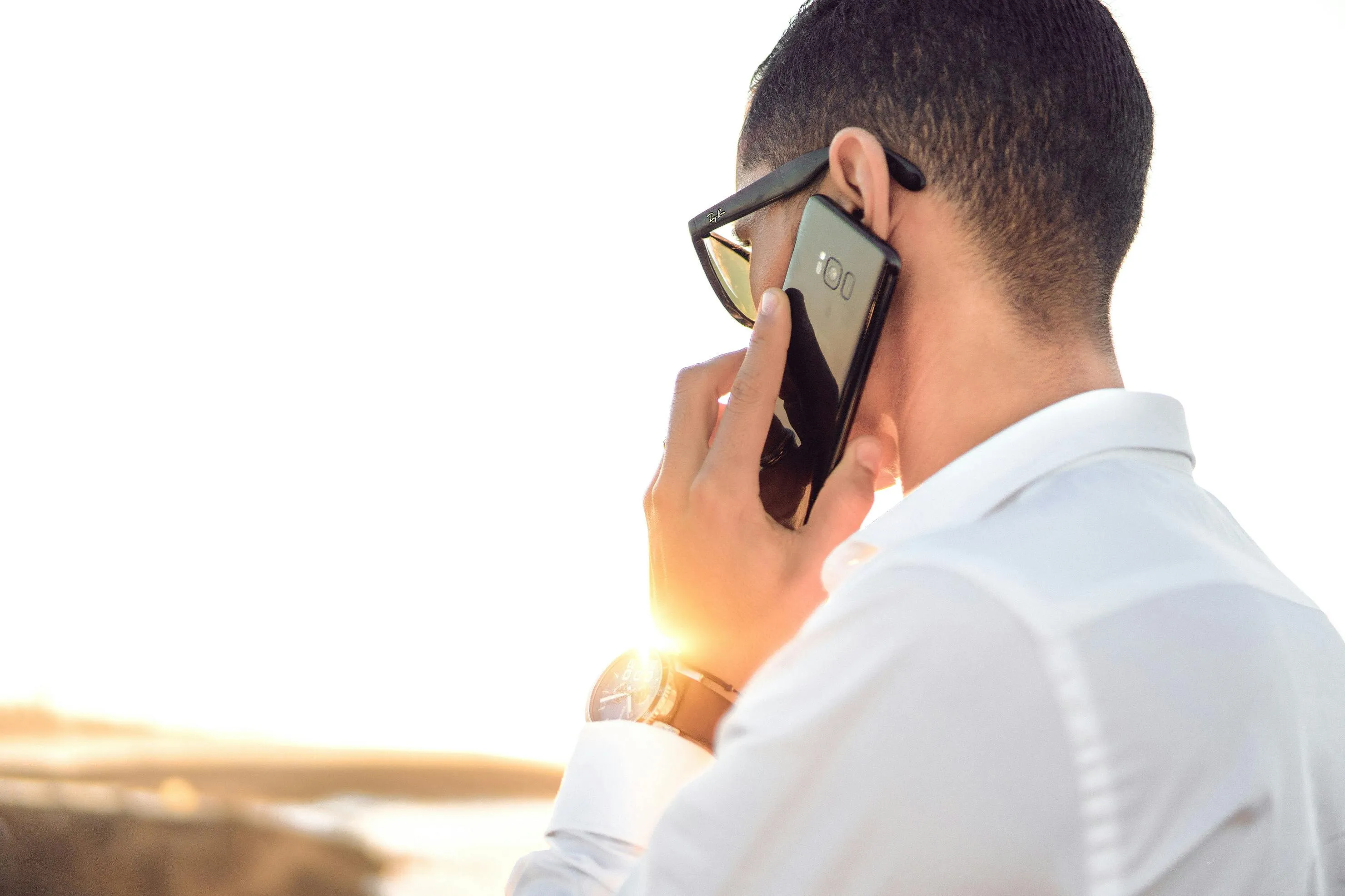 18 Things People Did While Waiting for Phone Calls