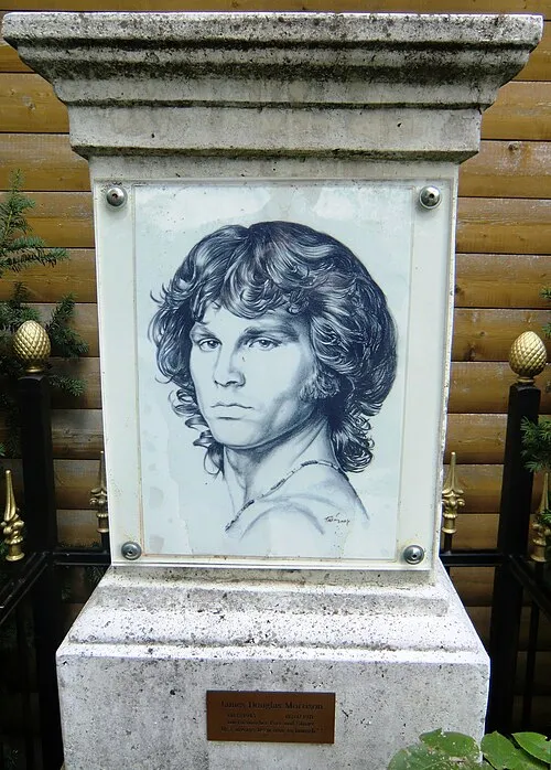 SK49 on Wikimedia Commons