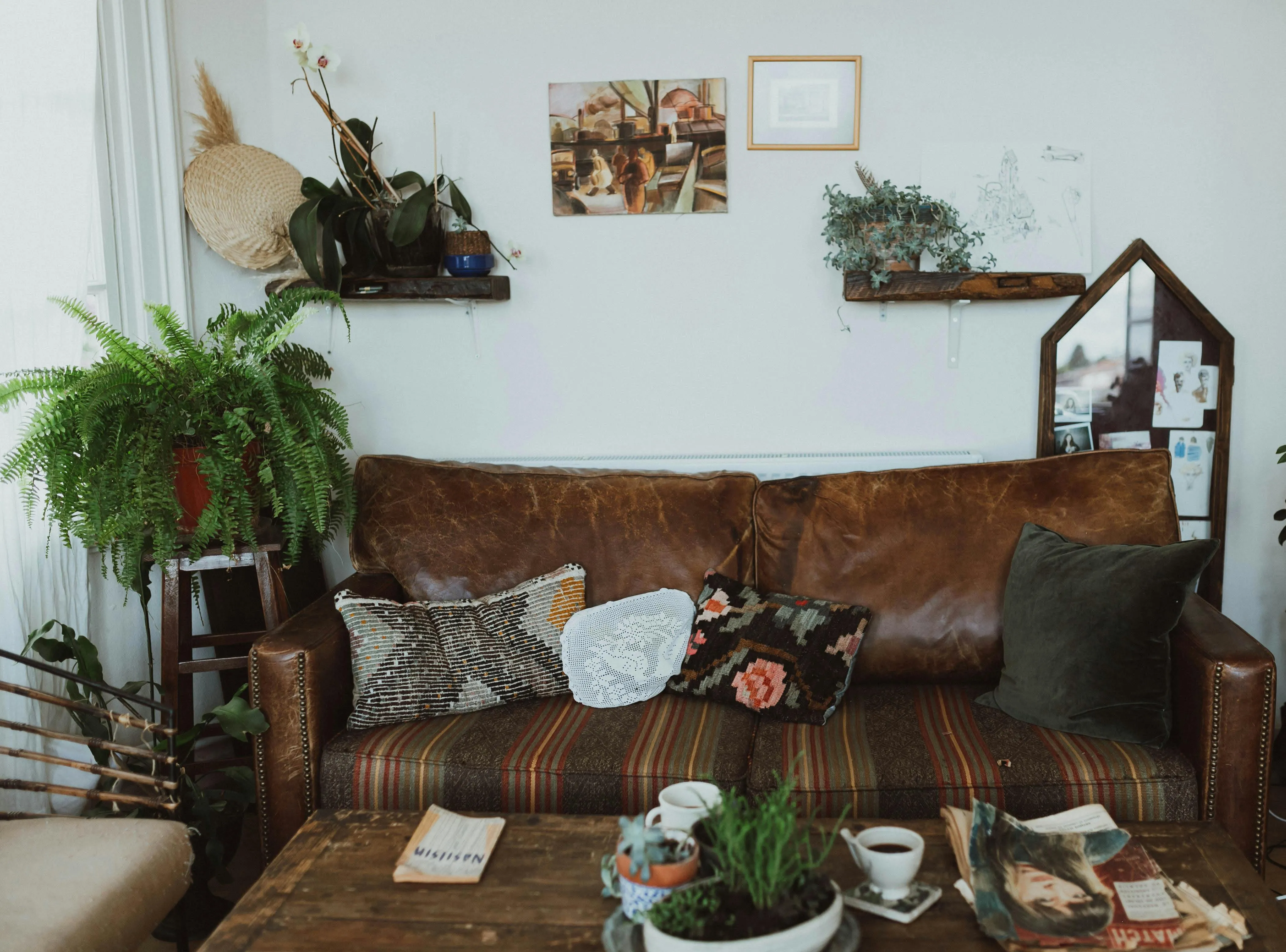 12 Sustainable Home Decor Ideas to Green Your Space in 2025