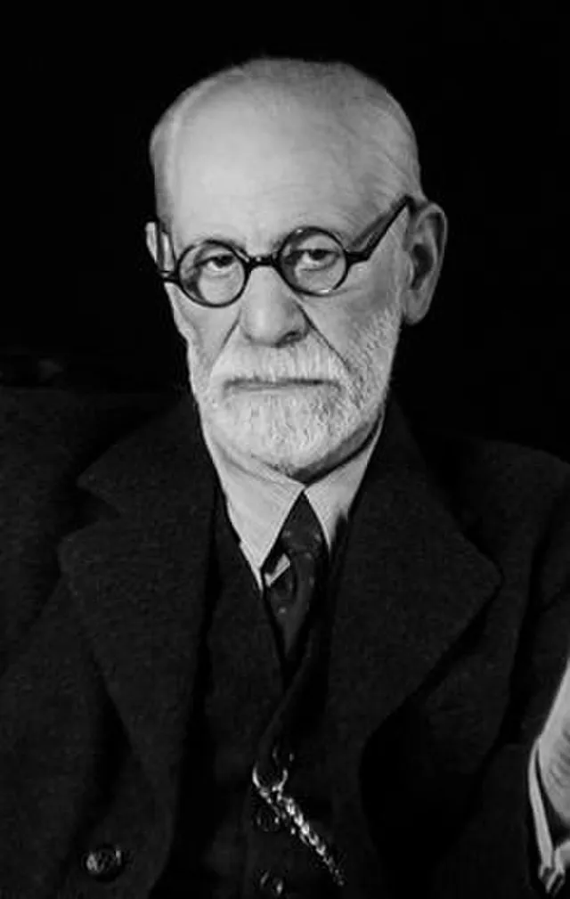 Madsjune on Wikimedia Commons