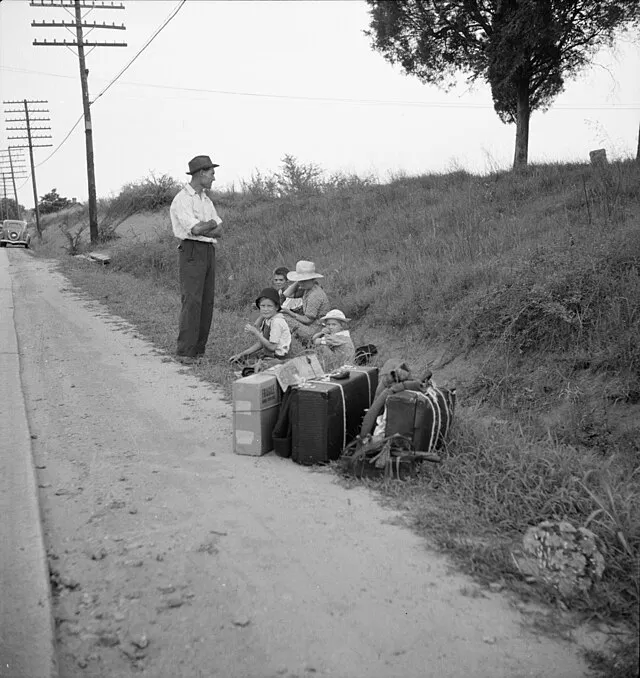 Dorothea Lange on Wikicommons